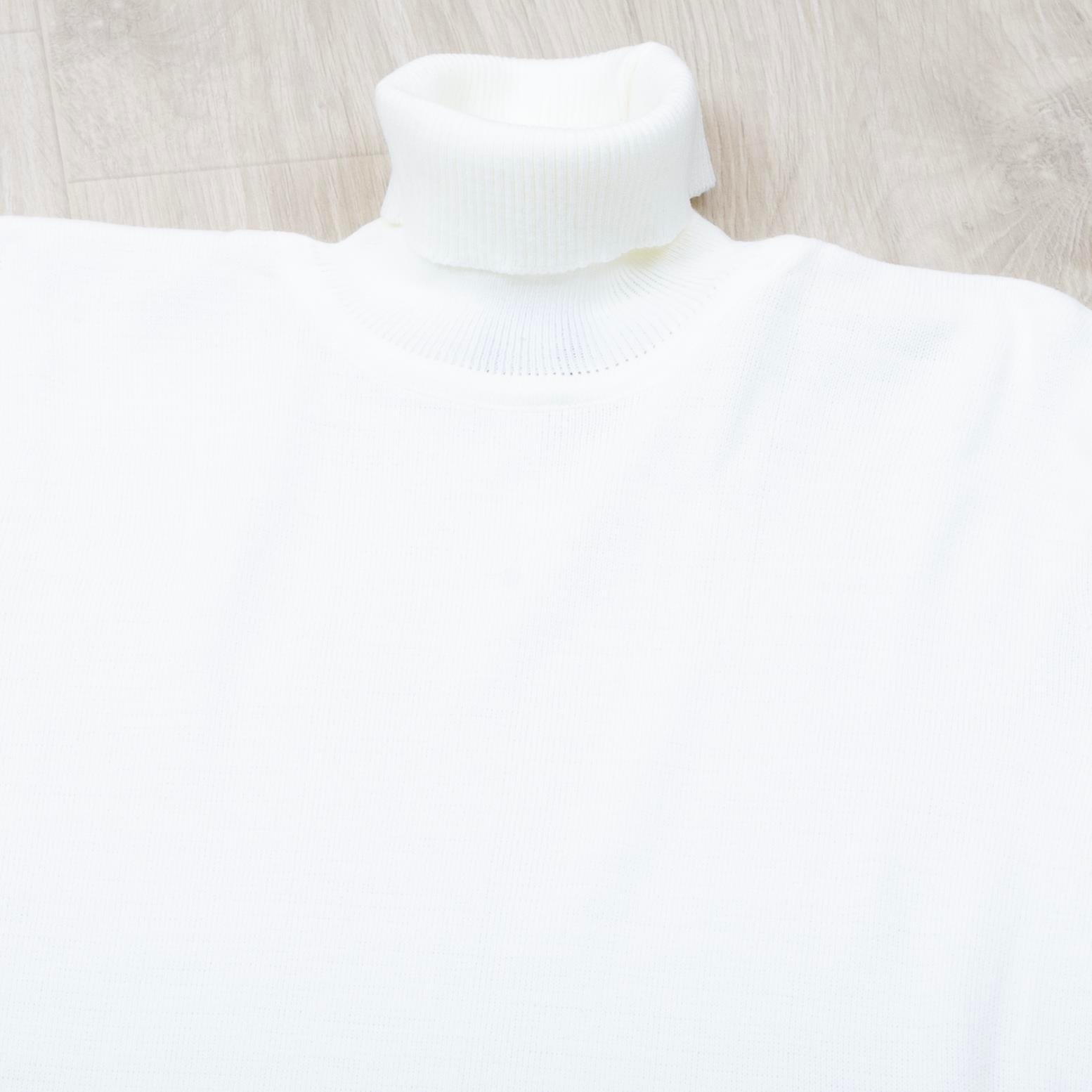 Beyaz Boğazlı Triko Kazak Pantolon Ayakkabı Kombin