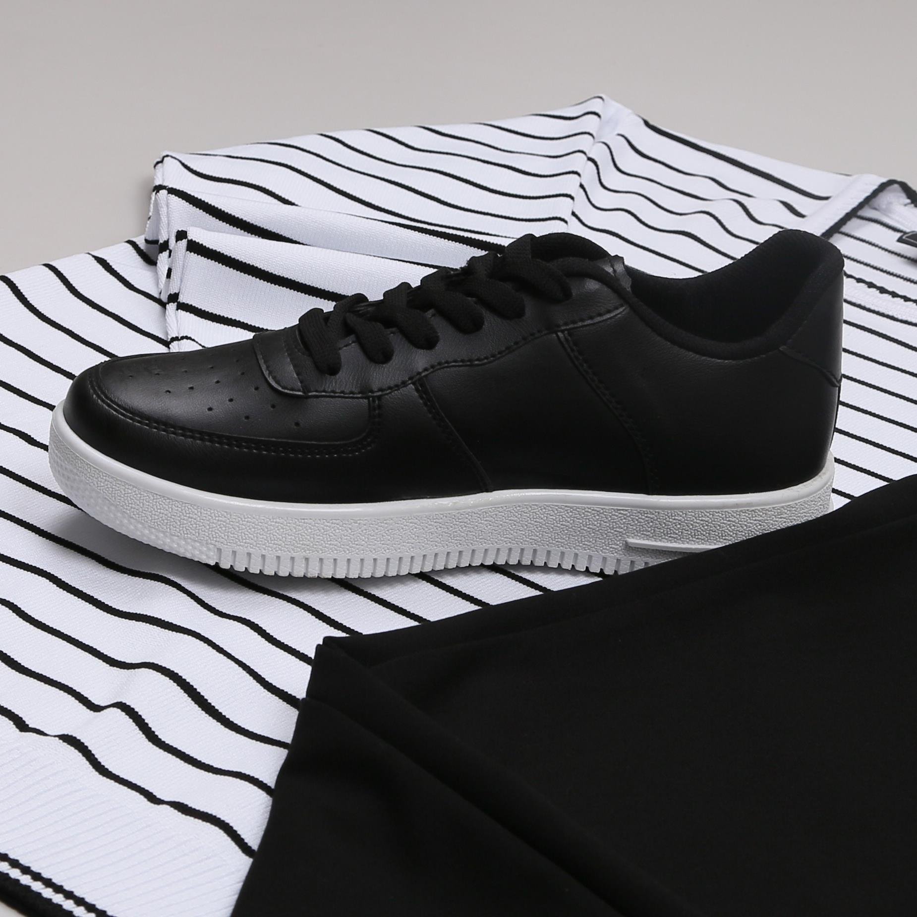 Beyaz Çizgili triko Baggy Siyah kumaş Pantolon