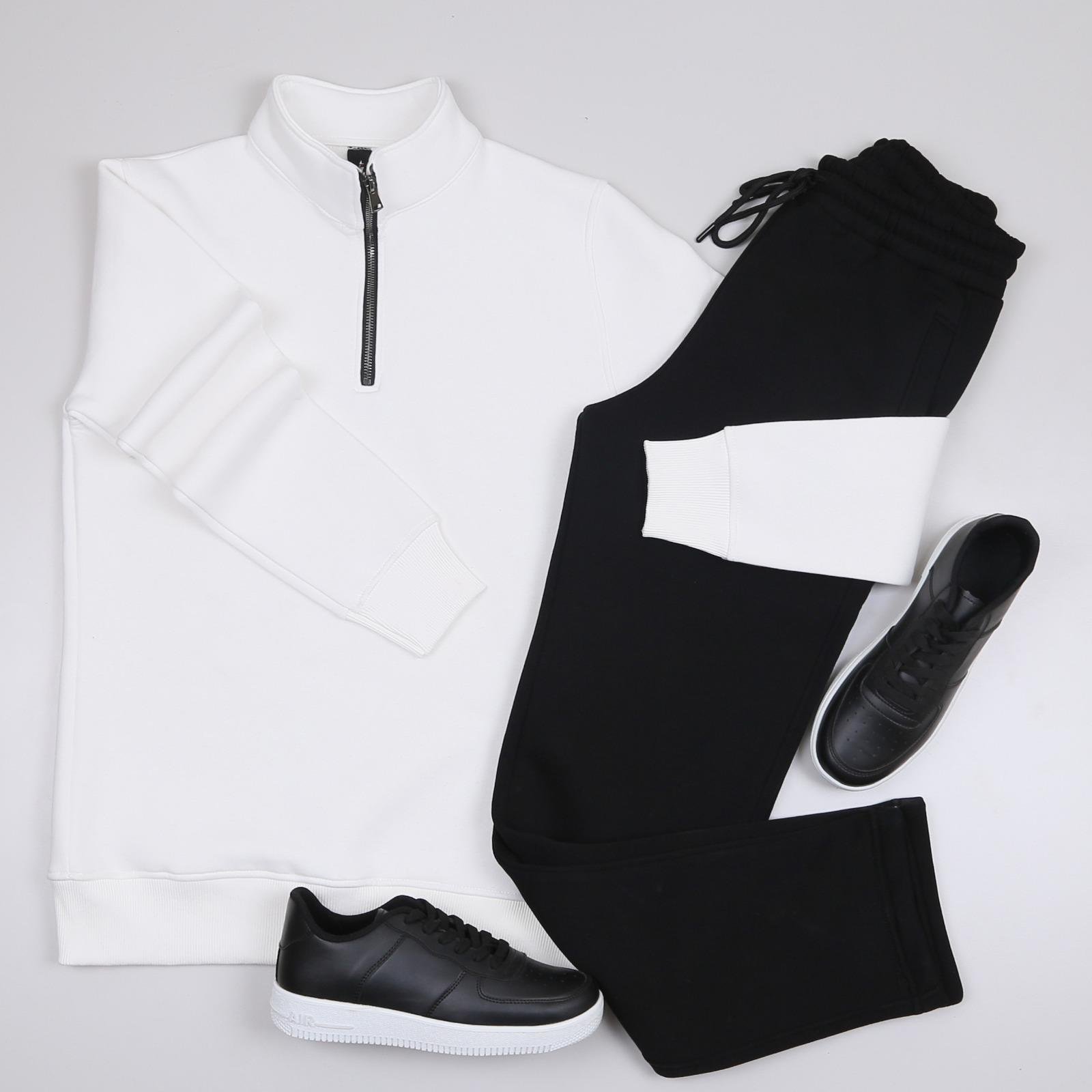Beyaz Dik Yaka Sweatshirt Siyah Eşofman Ayakkabı  Kombini