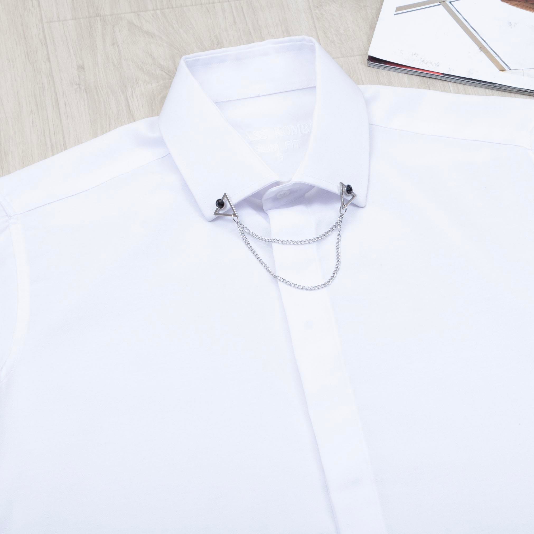 Beyaz Gömlek Bej Pantolon Kombin