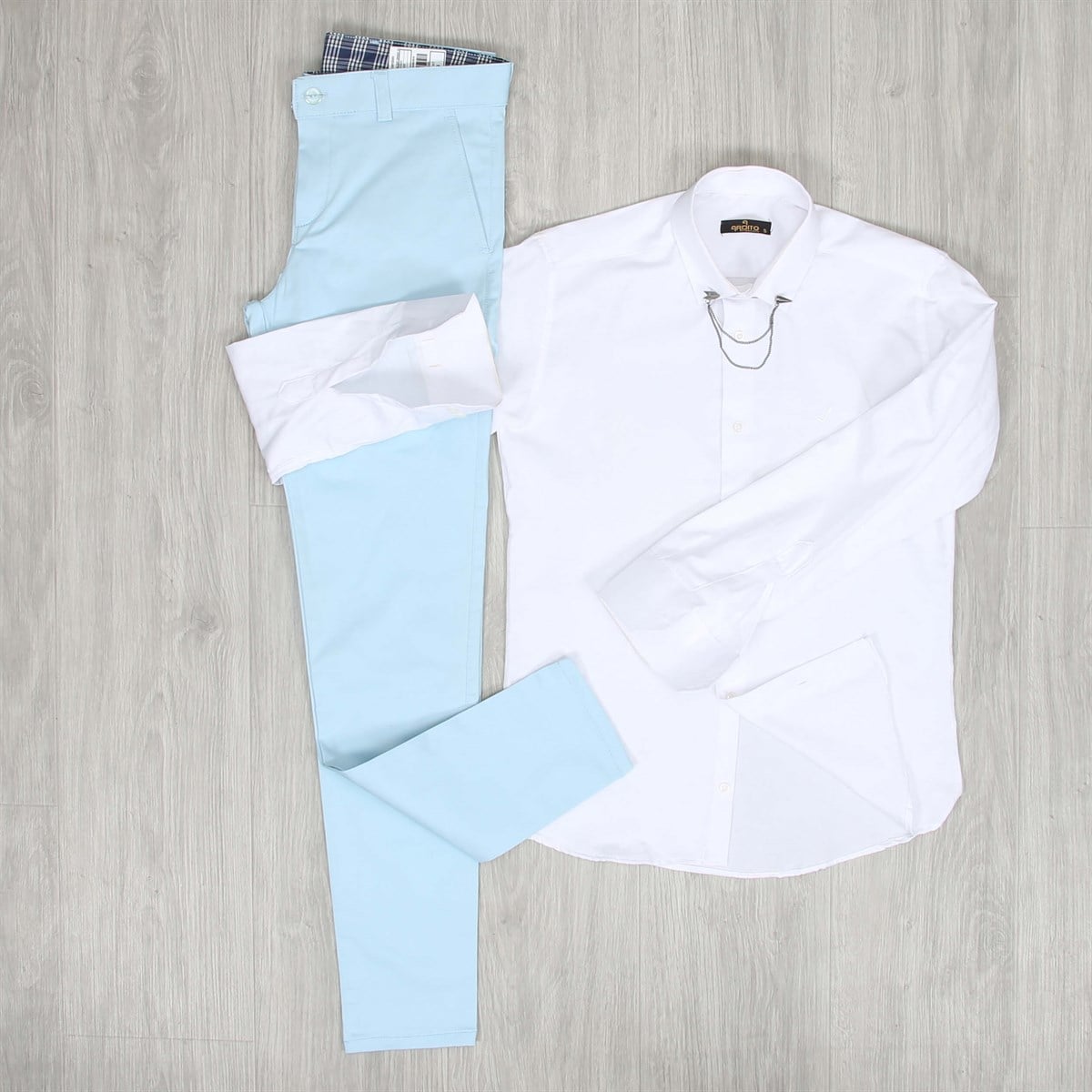 Beyaz Gömlek Buz Mavisi  Pantolon Kombini