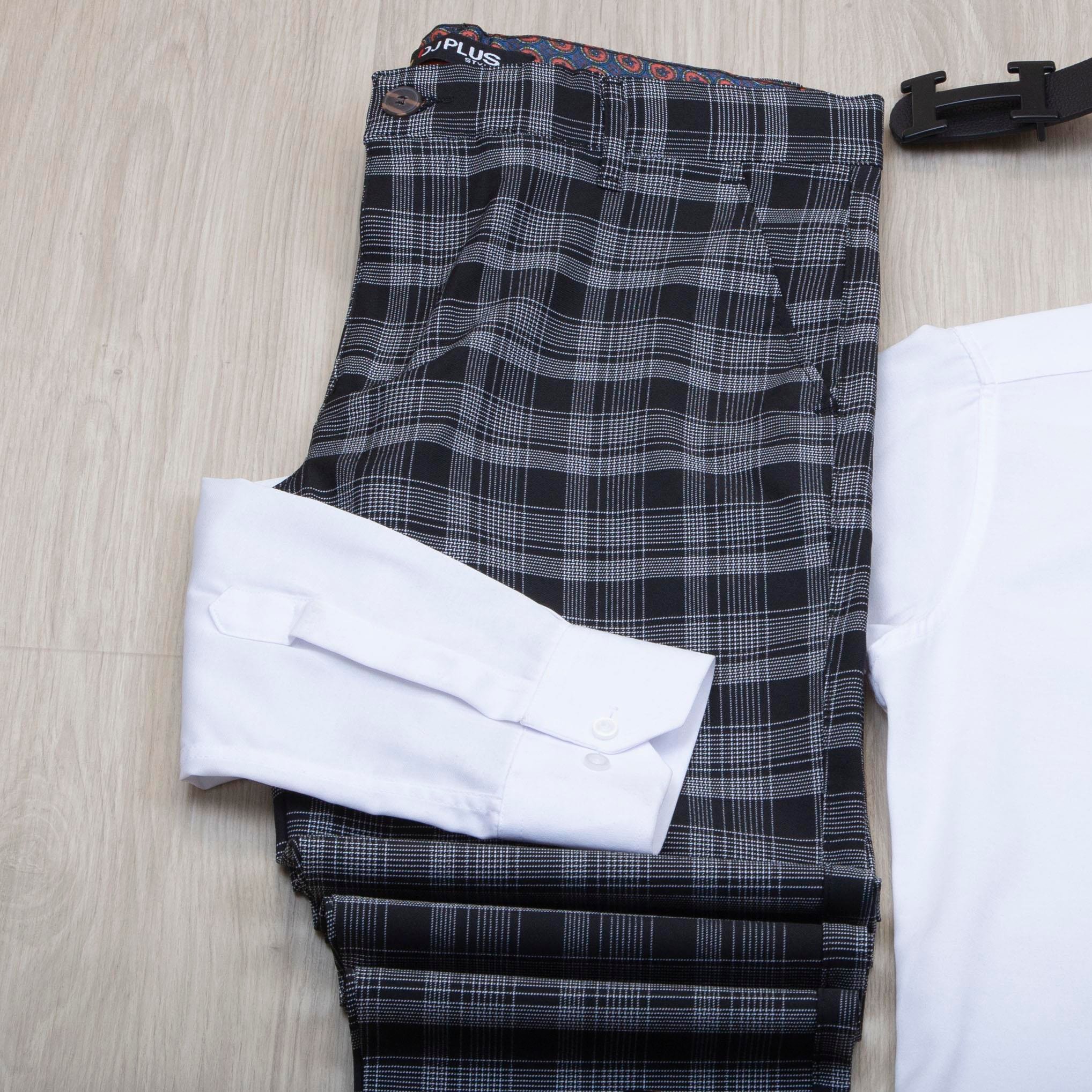 Beyaz Gömlek Ekose Pantolon Ayakkabı Kombin