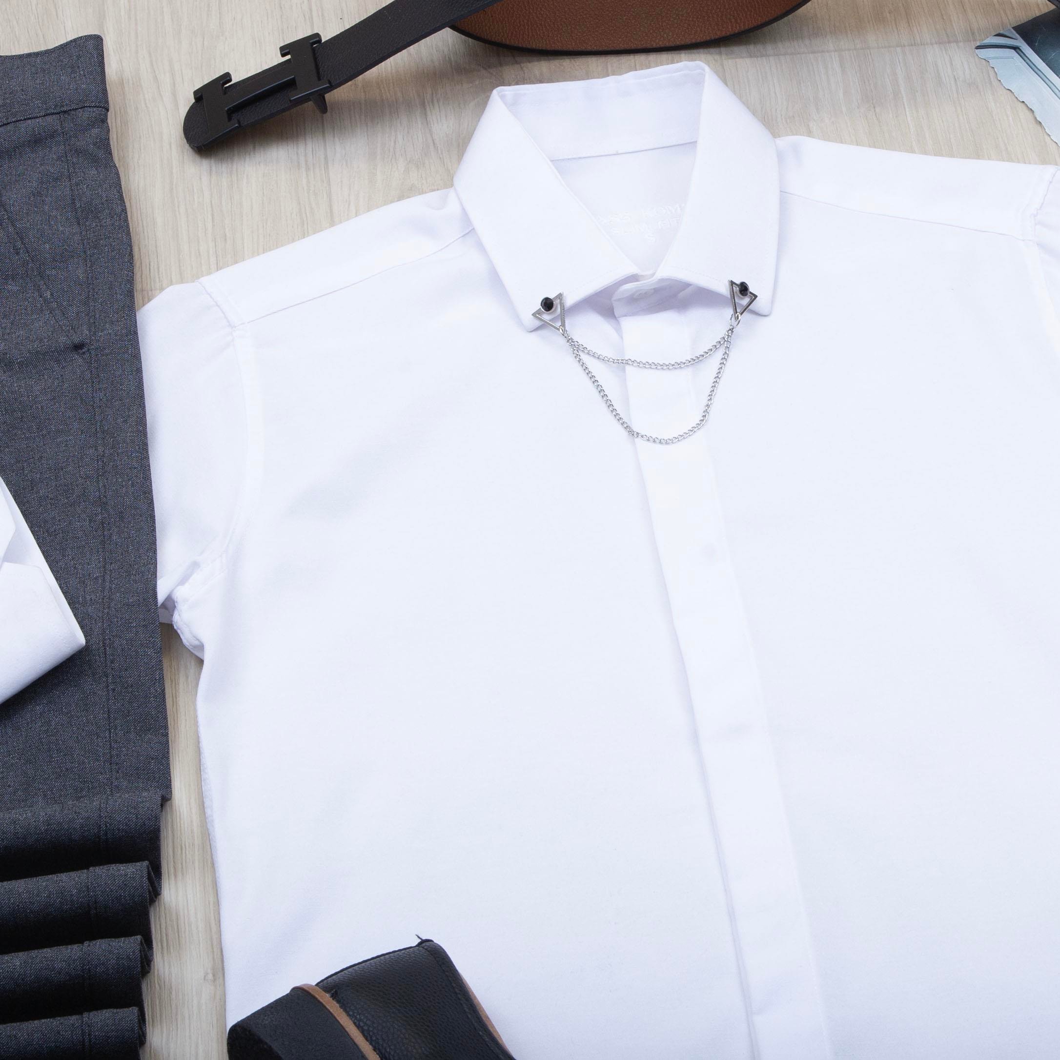 Beyaz Gömlek Füme Pantolon Ayakkabı Kombin