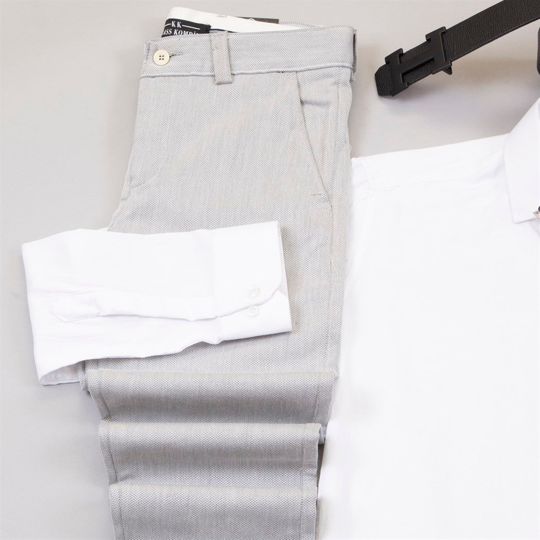 Beyaz Gömlek Gri Kumaş Pantolon Ayakkabı Kombin