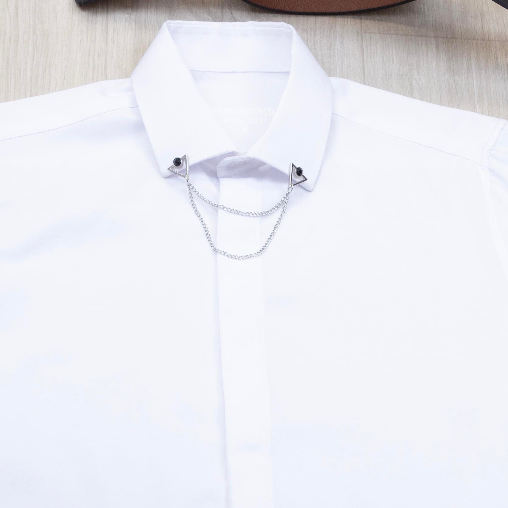 Beyaz Gömlek Haki Pantolon Ayakkabı Kombin