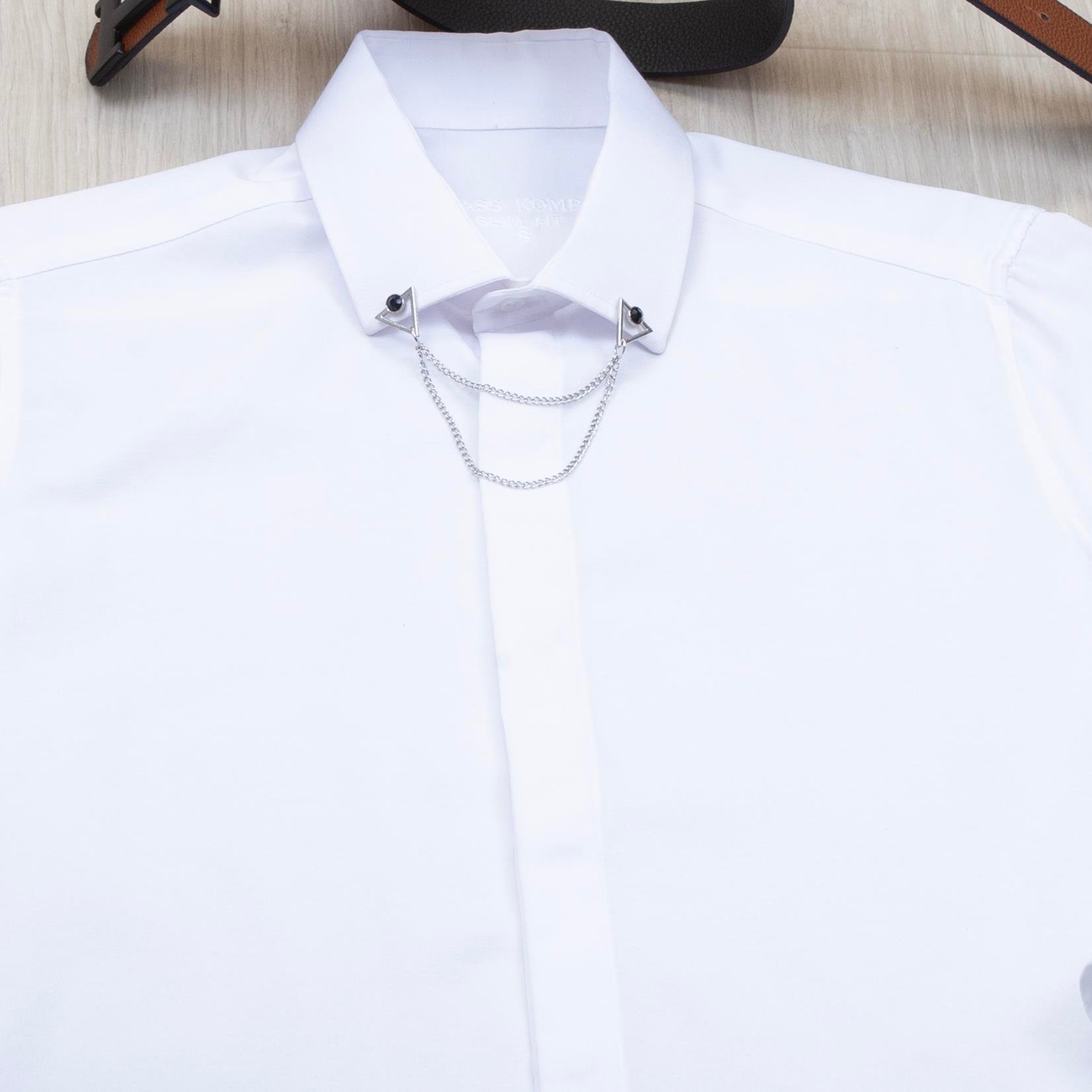 Beyaz Gömlek Haki Pantolon Ayakkabı Kombin