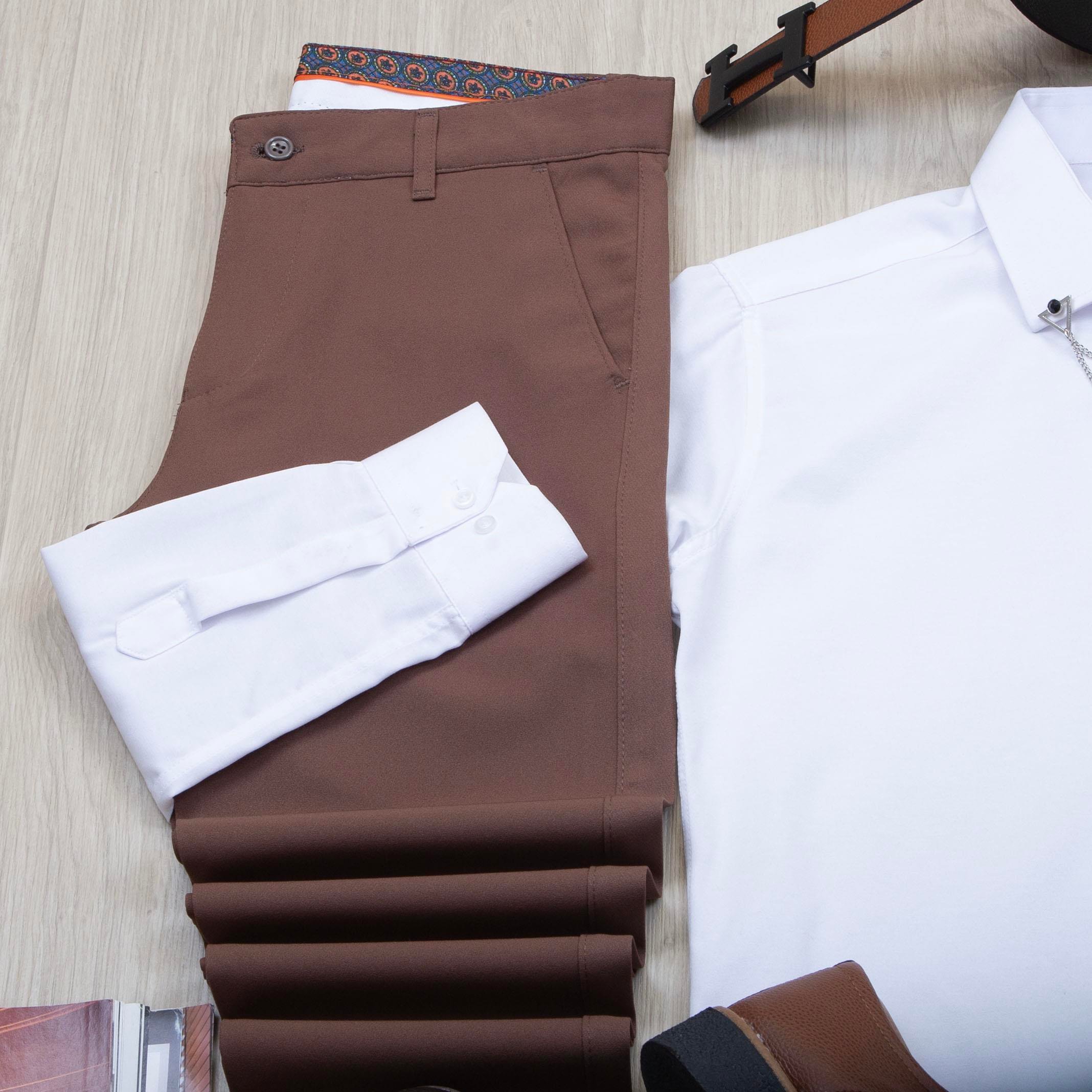 Beyaz Gömlek Kahve Pantolon Ayakkabı Kombin