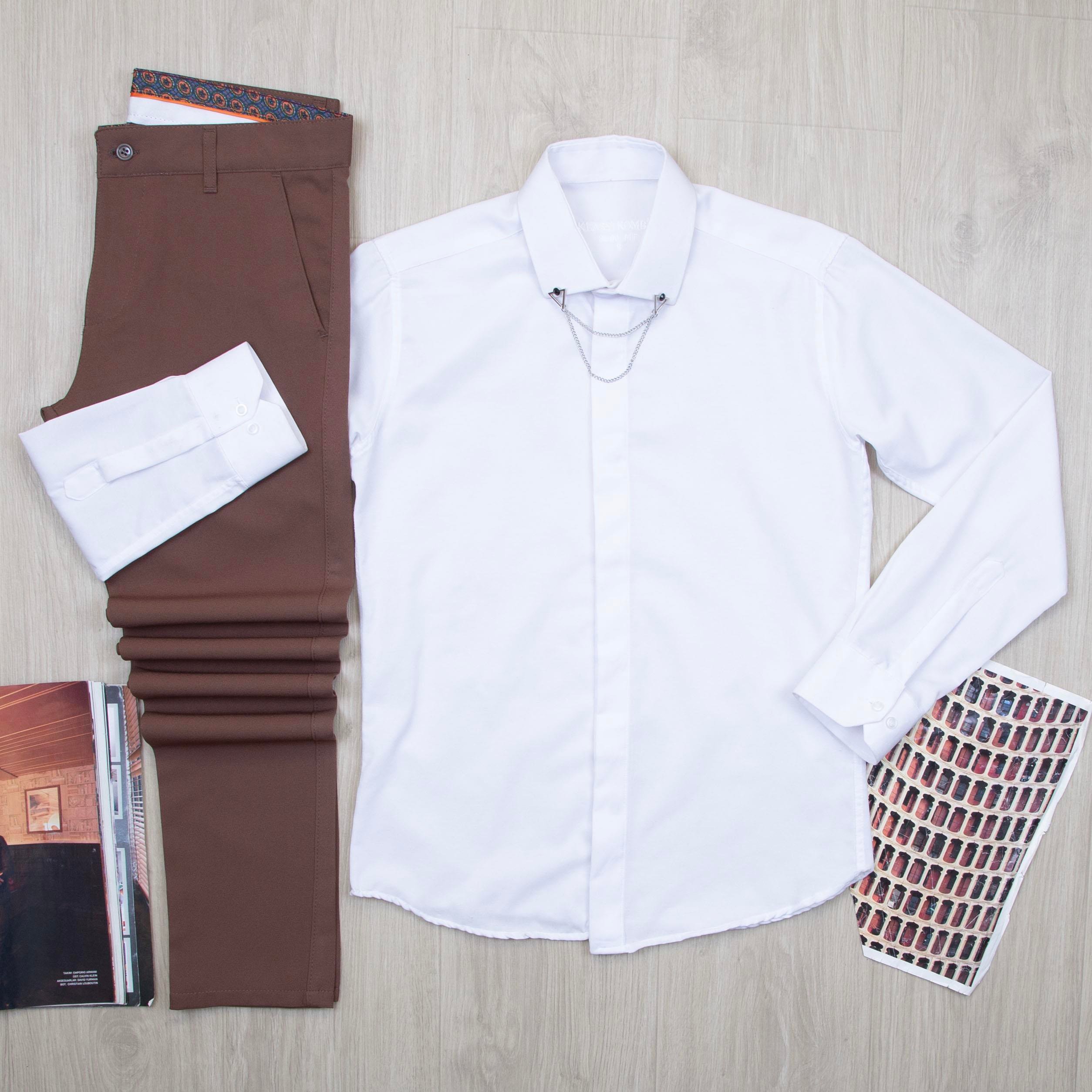 Beyaz Gömlek Kahve Pantolon Kombin