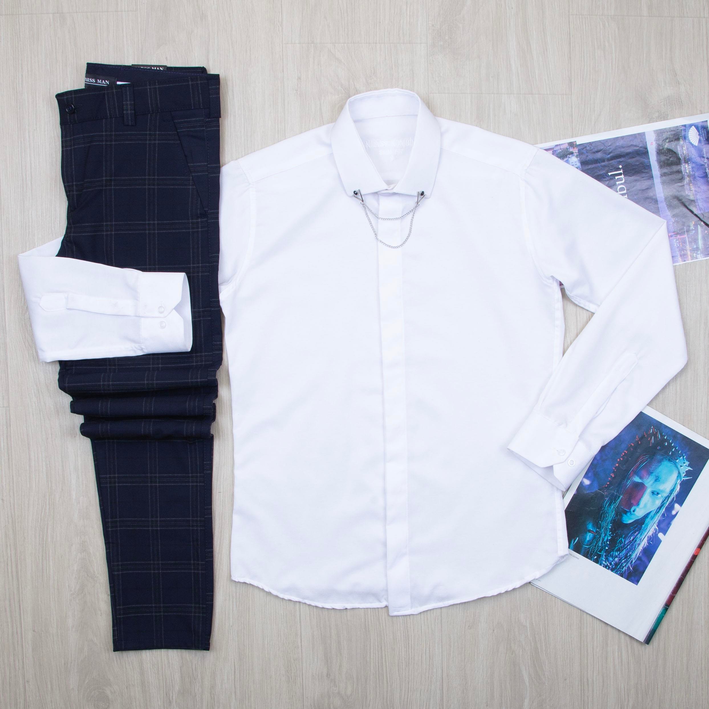 Beyaz Gömlek Lacivert Ekose Pantolon Kombin