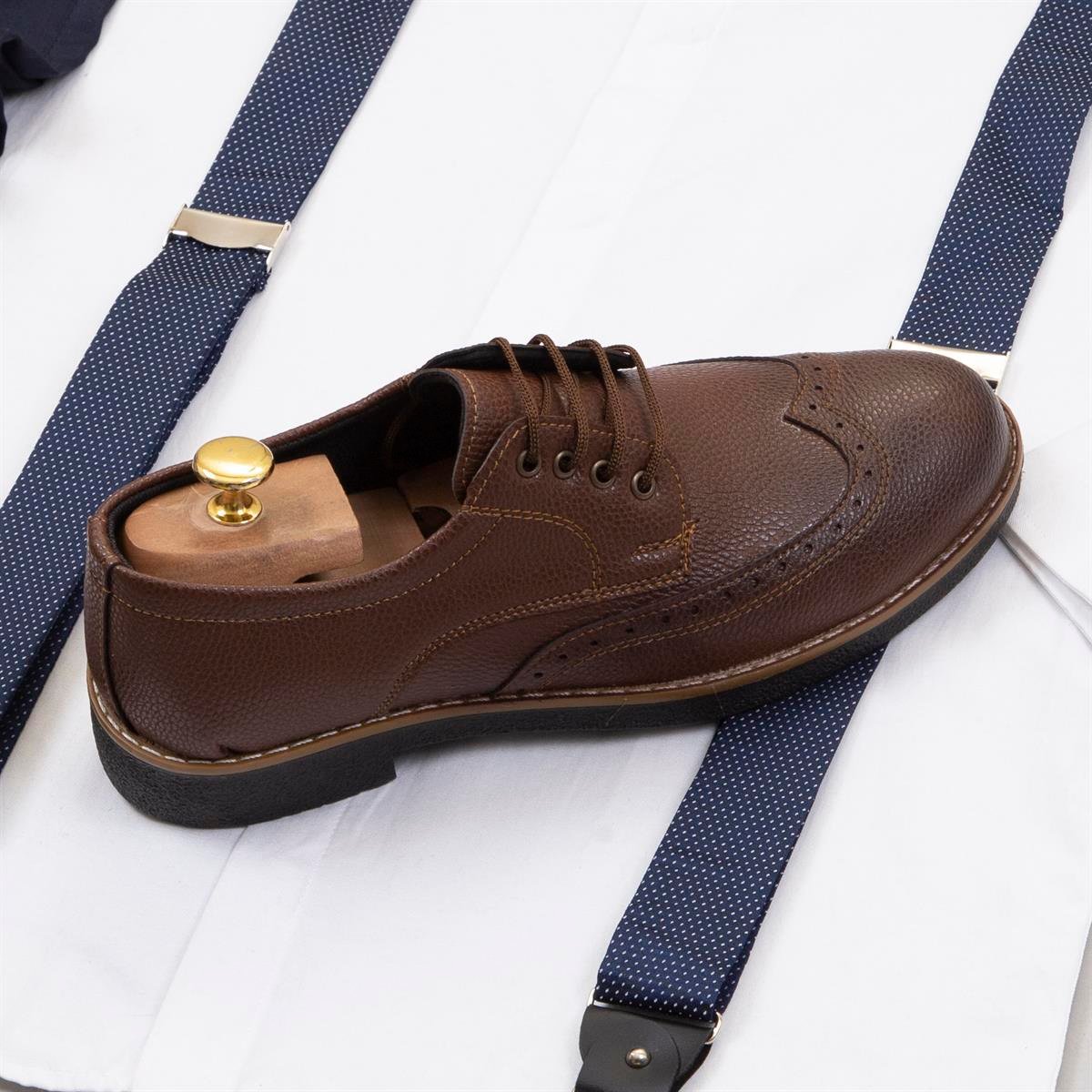 Beyaz Gömlek Lacivert Pantolon Papyon Askı Ayakkabı Kombin