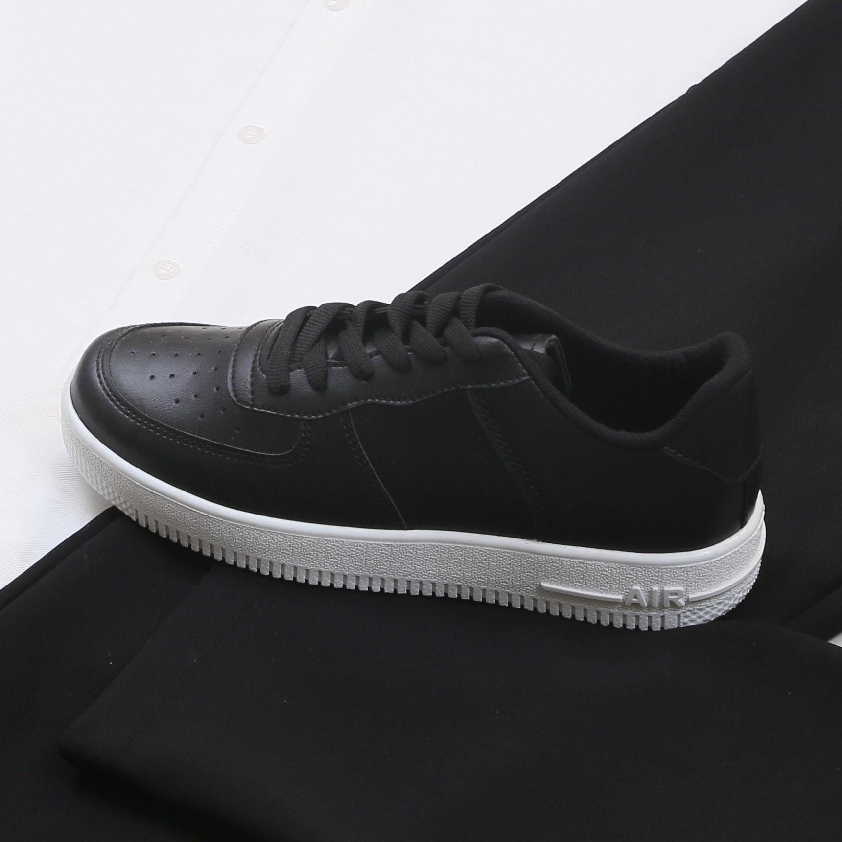 Beyaz Gömlek Pantolon Ayakkabı Kombin