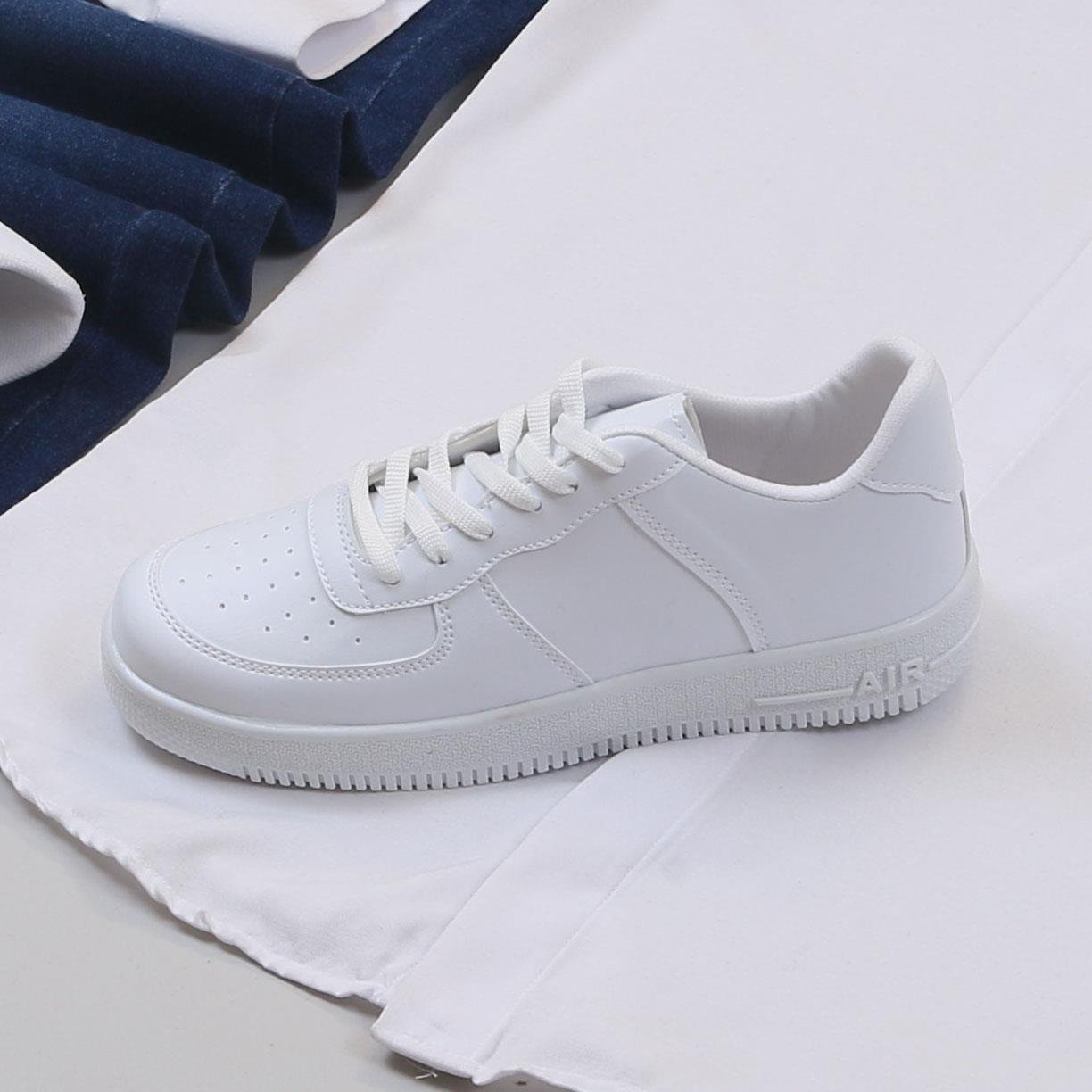 Beyaz Gömlek Pantolon Ayakkabı Kombin