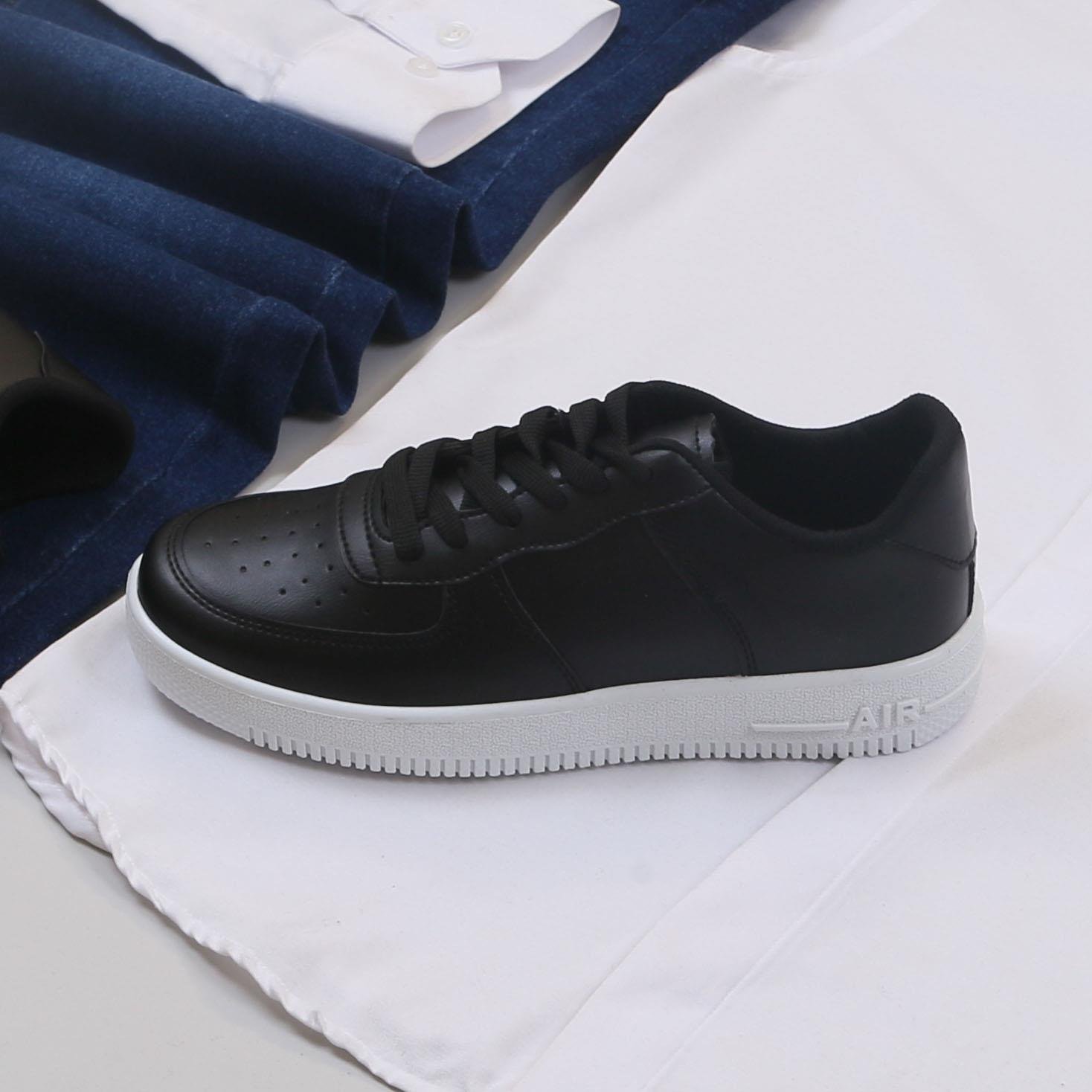 Beyaz Gömlek Pantolon Ayakkabı Kombin