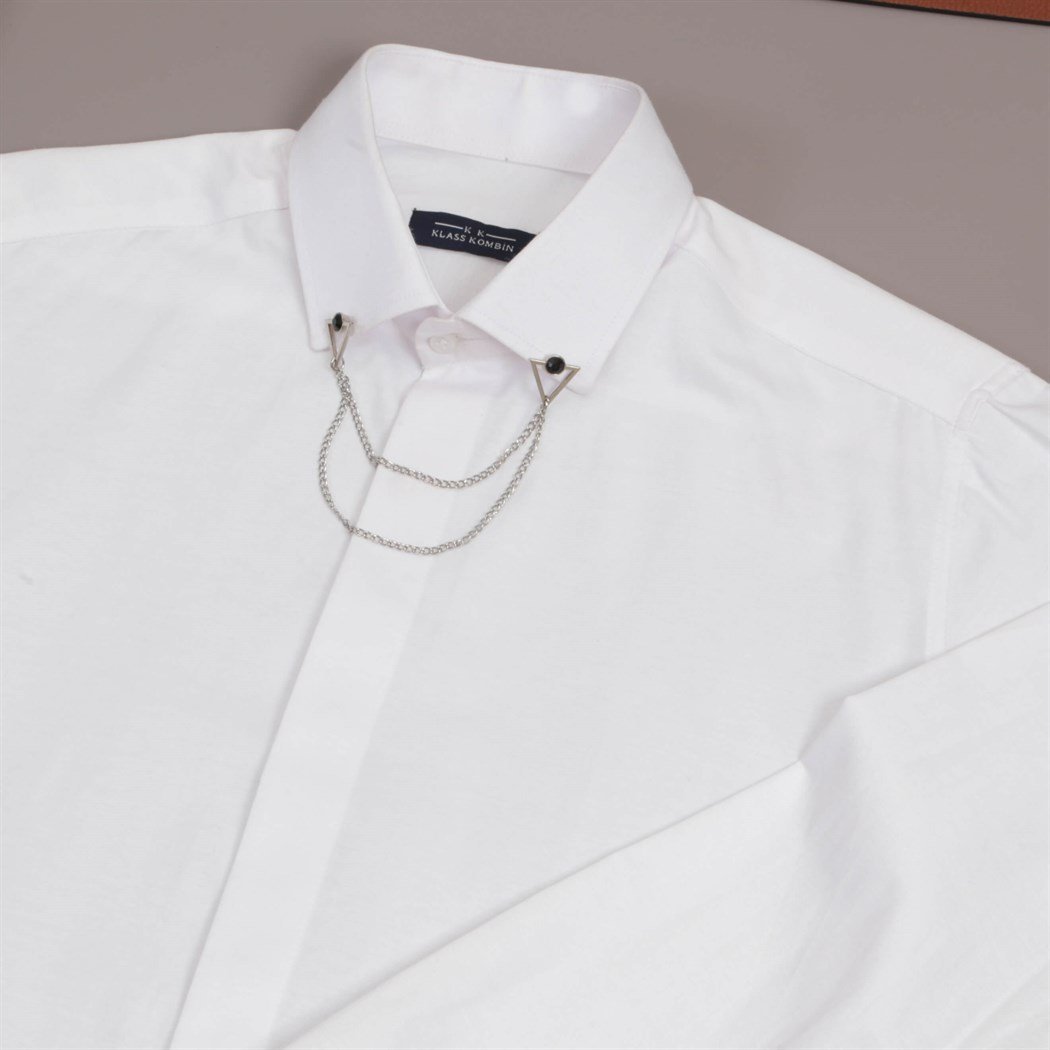 Beyaz Gömlek Siyah Pantolon Ayakkabı Kombini