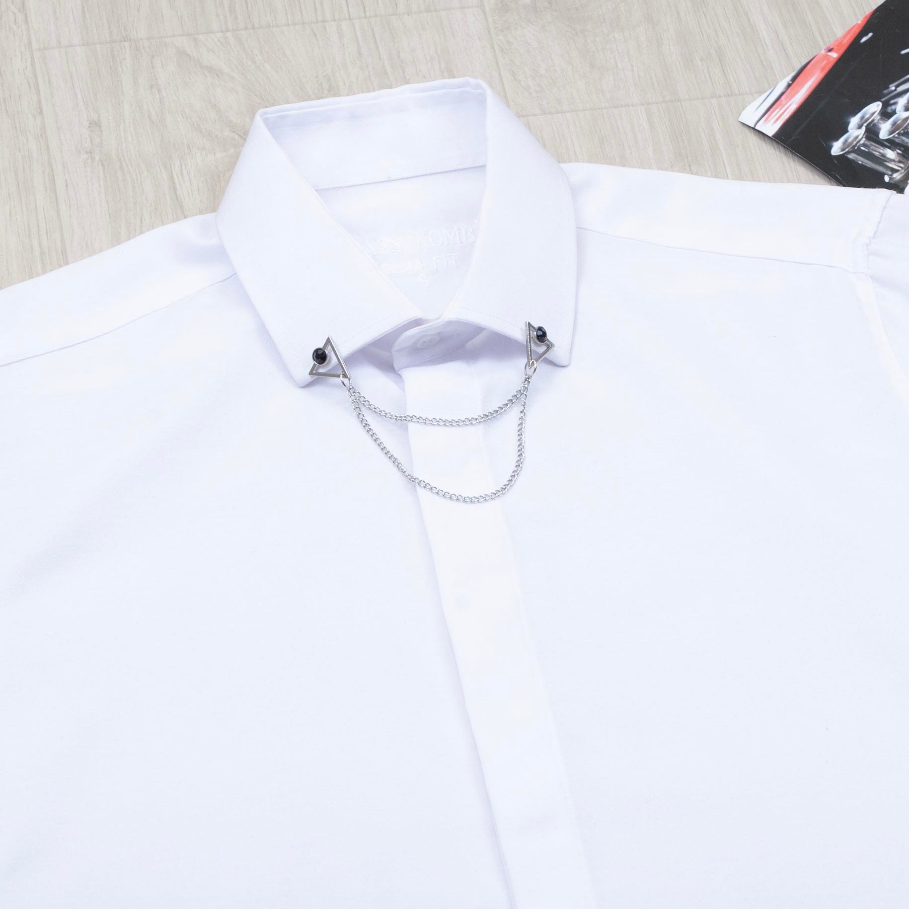 Beyaz Gömlek Siyah Pantolon Kombin