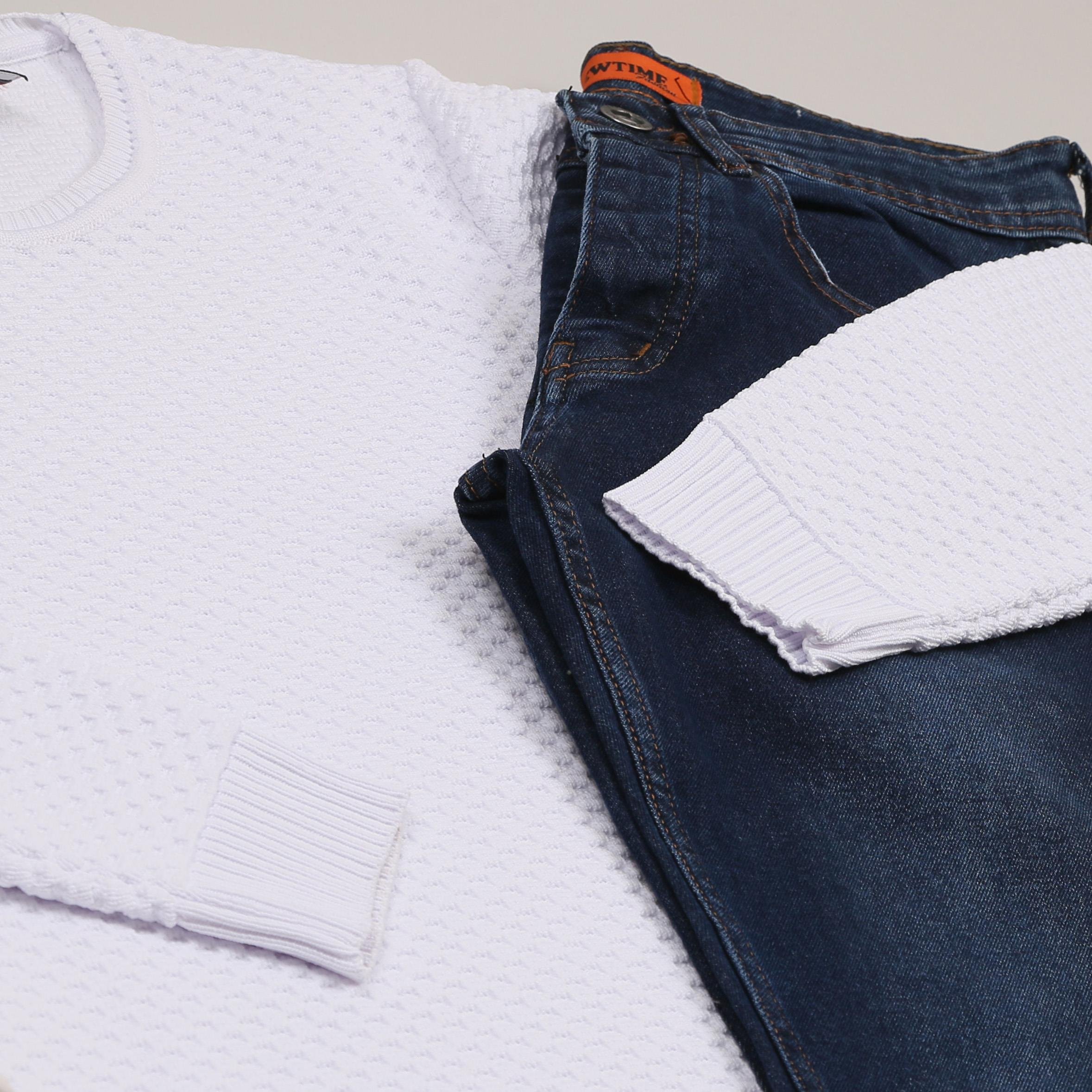 Beyaz Kazak Lacivert Kot Ayakkabı Kombini