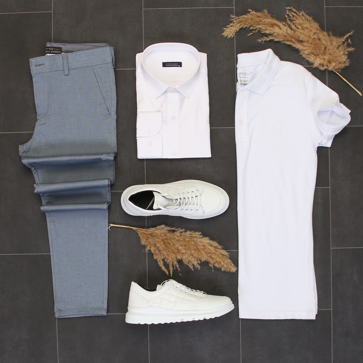 Beyaz Polo Yaka T-Shirt Gömlek Pantolon Ayakkabı Kombini