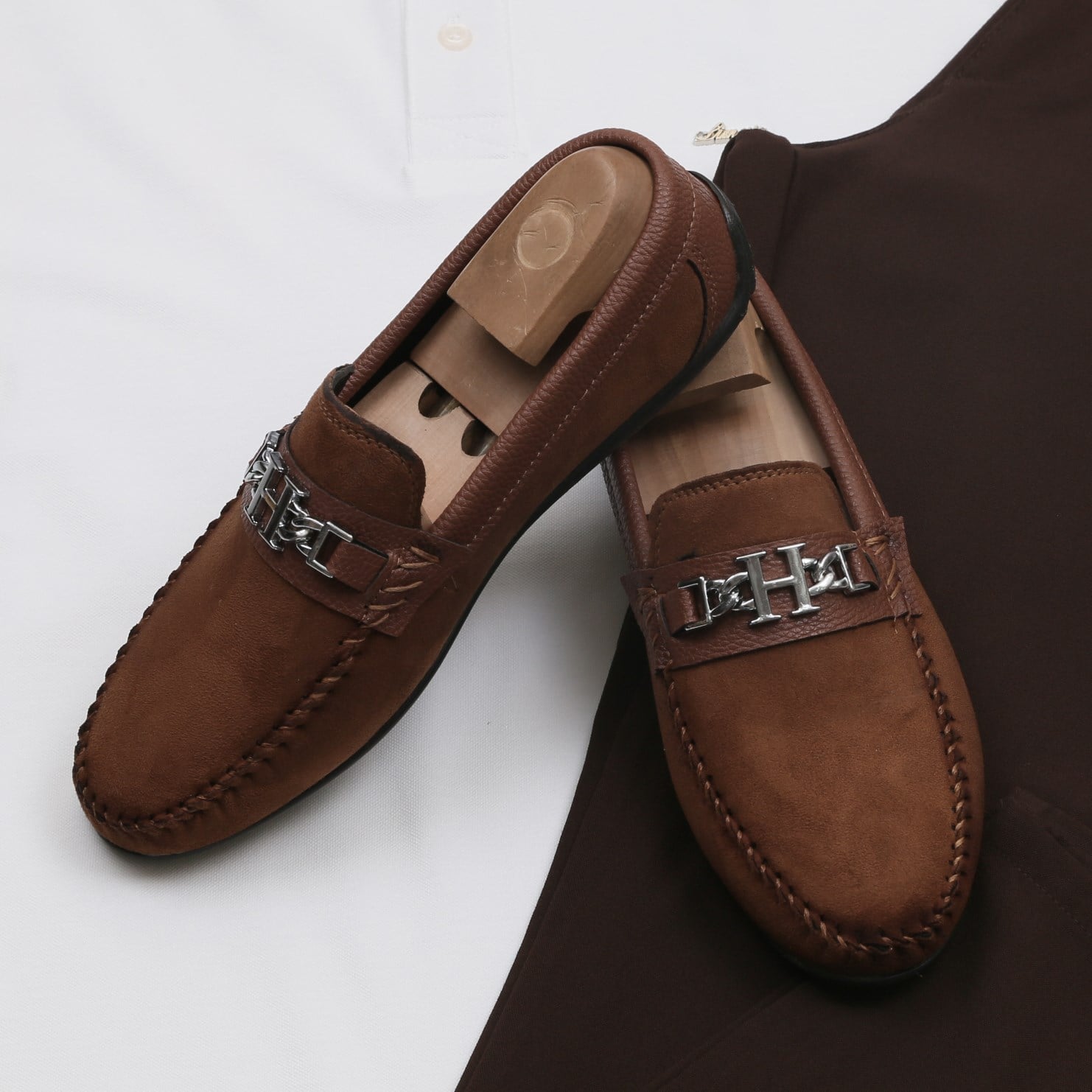 Beyaz Polo Yaka Tişört Kumaş Pantolon Kombini Erkek | Slim Fit Şık Günlük Set