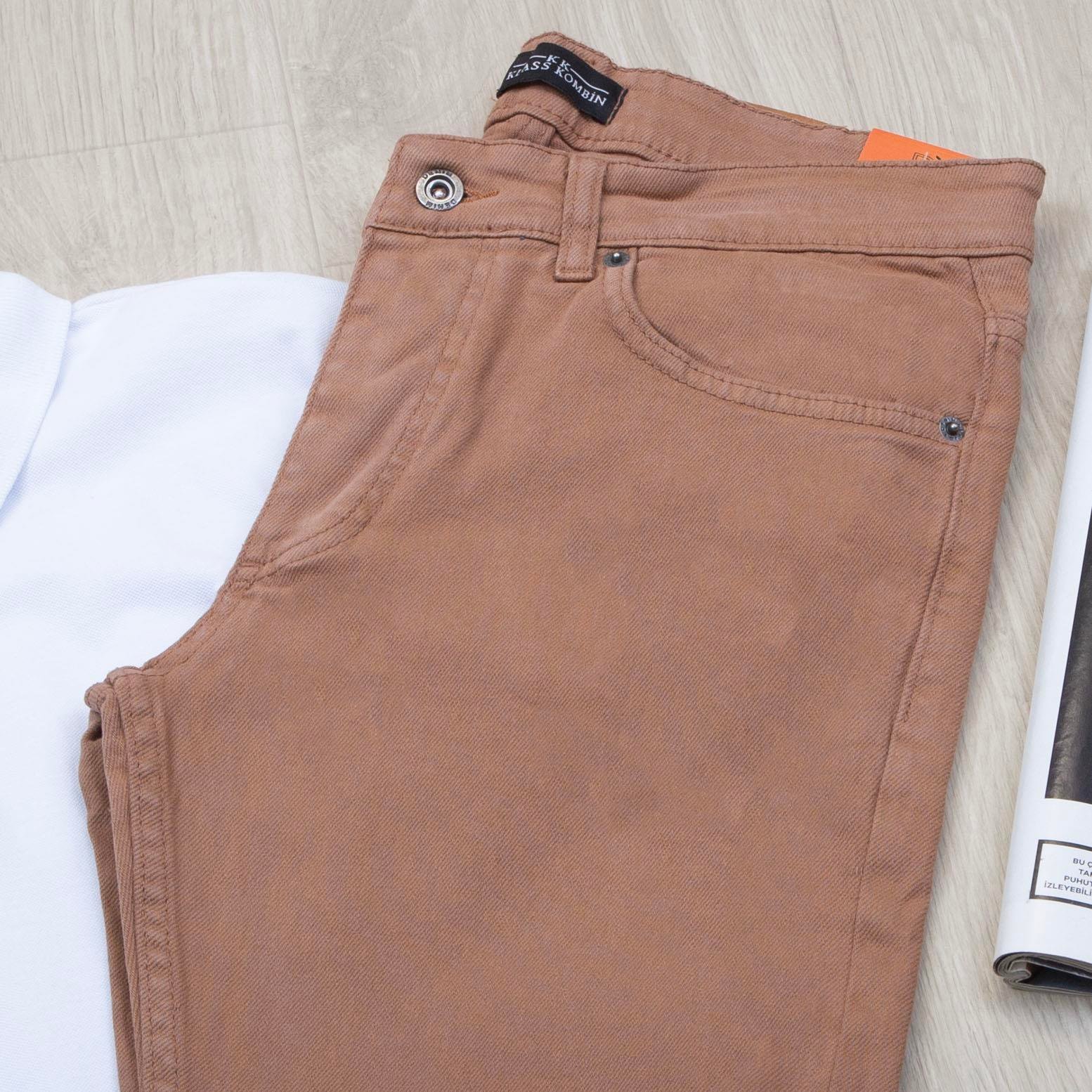 Haki Polo Yaka Tişört Pantolon Ayakkabı Kombin