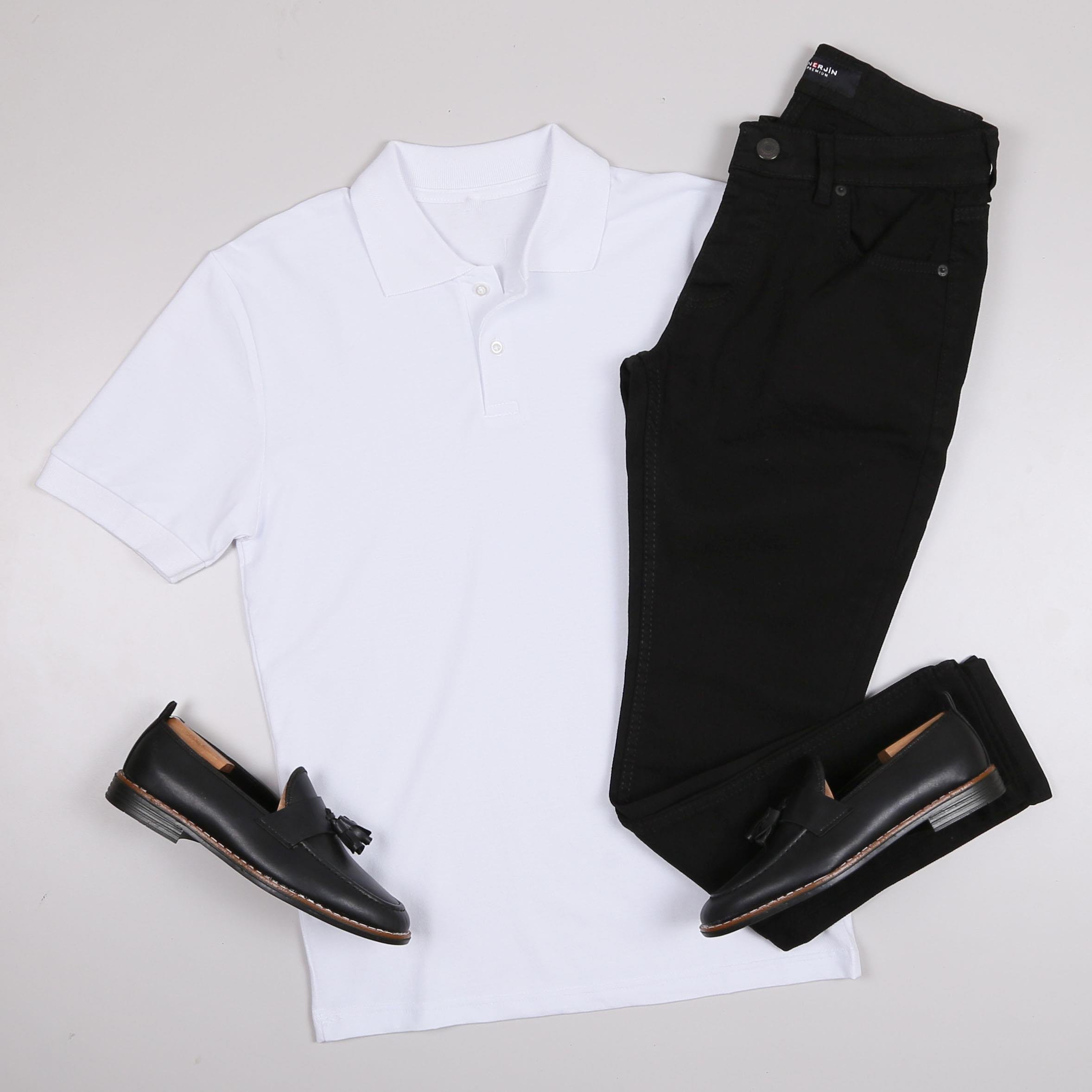 Beyaz Polo Yaka Tişört Pantolon Ayakkabı Kombin