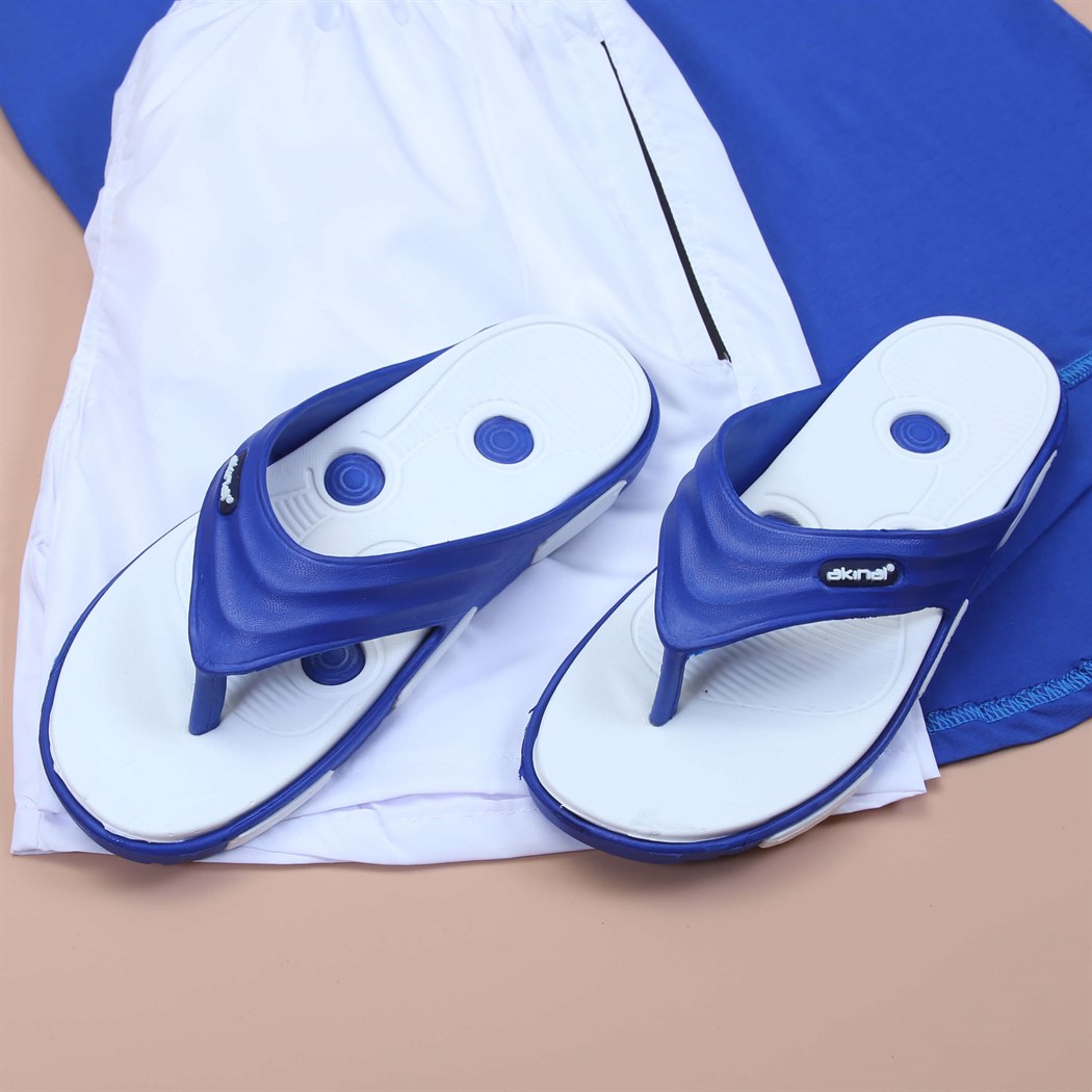 Beyaz Sort Tshirt Terlik Kombini