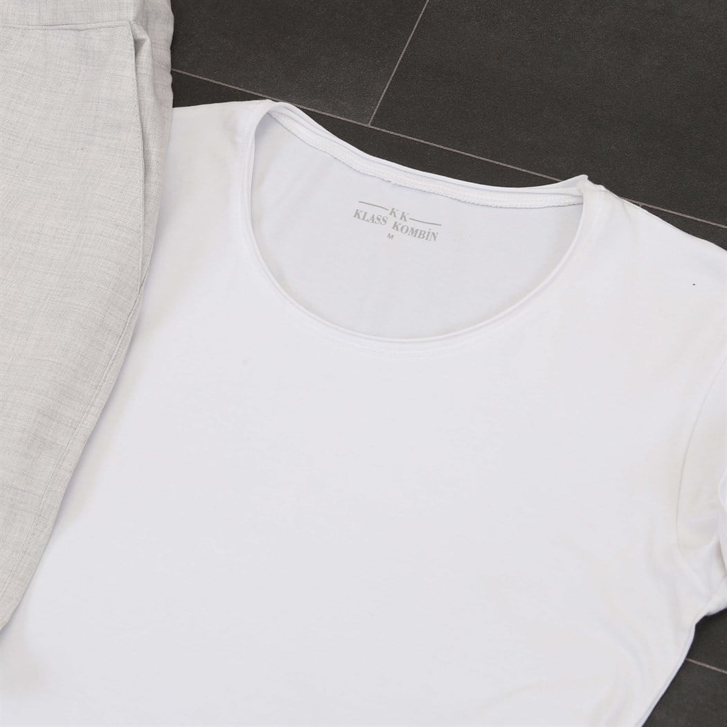 Beyaz T-Shirt Gri Jogger Pantolon Spor Ayakkabı Kombini 