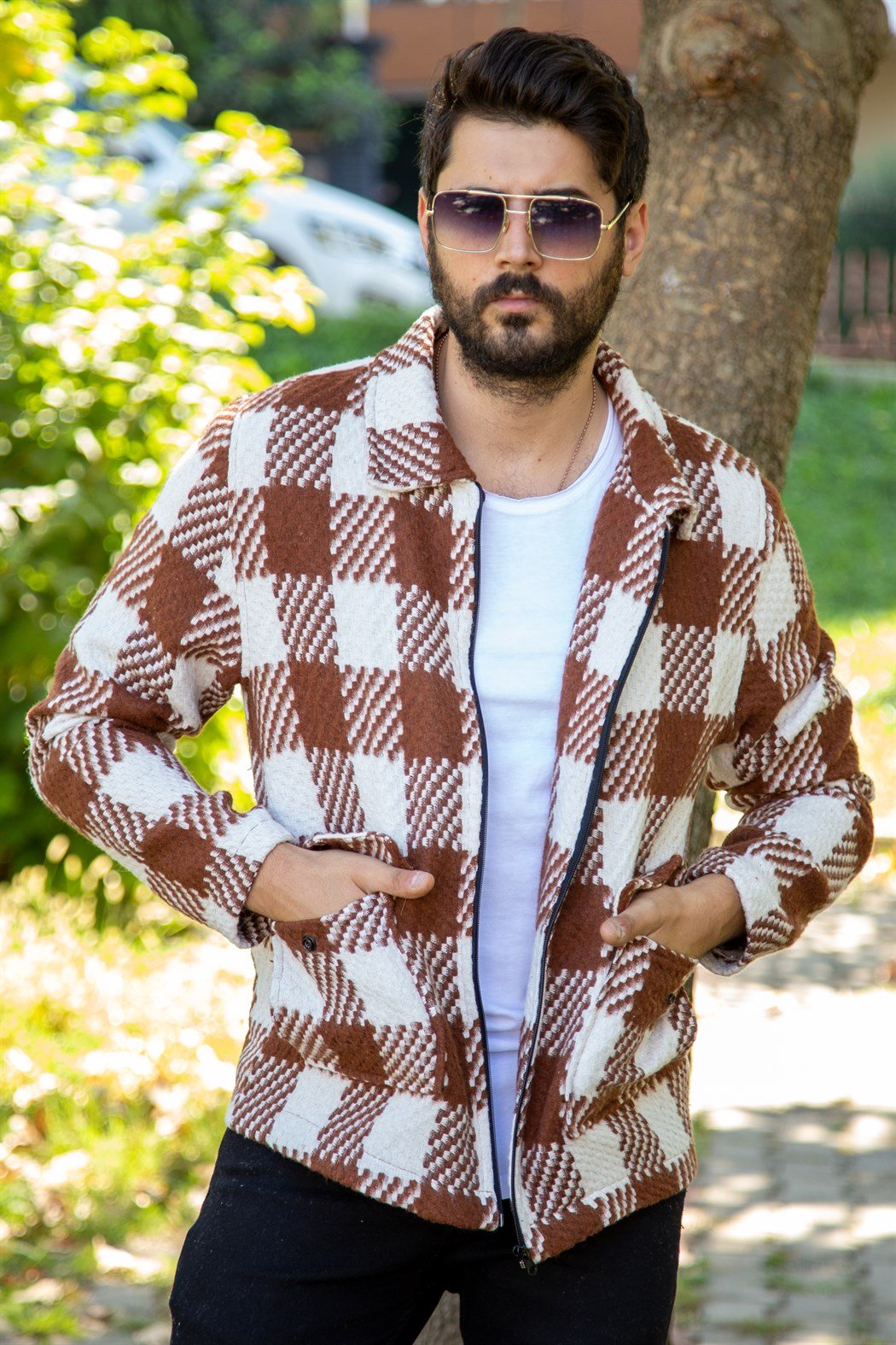 Beyaz tarçın ekoseli fermuarlı kaşe mont