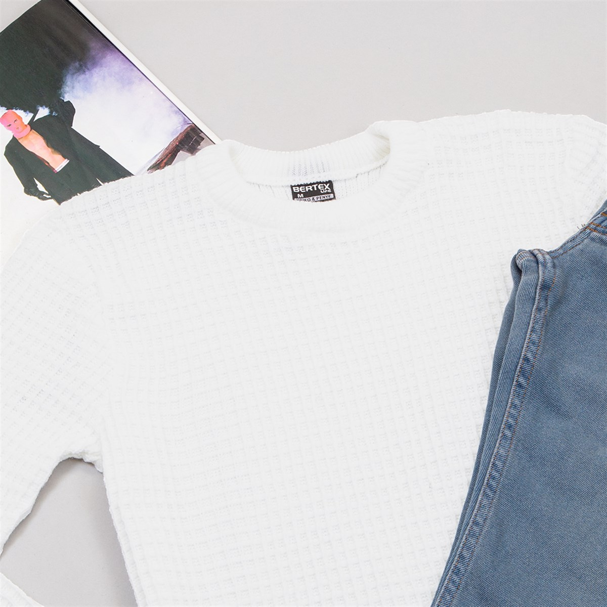 Beyaz Triko Kazak Pantolon Ayakkabı Kombin