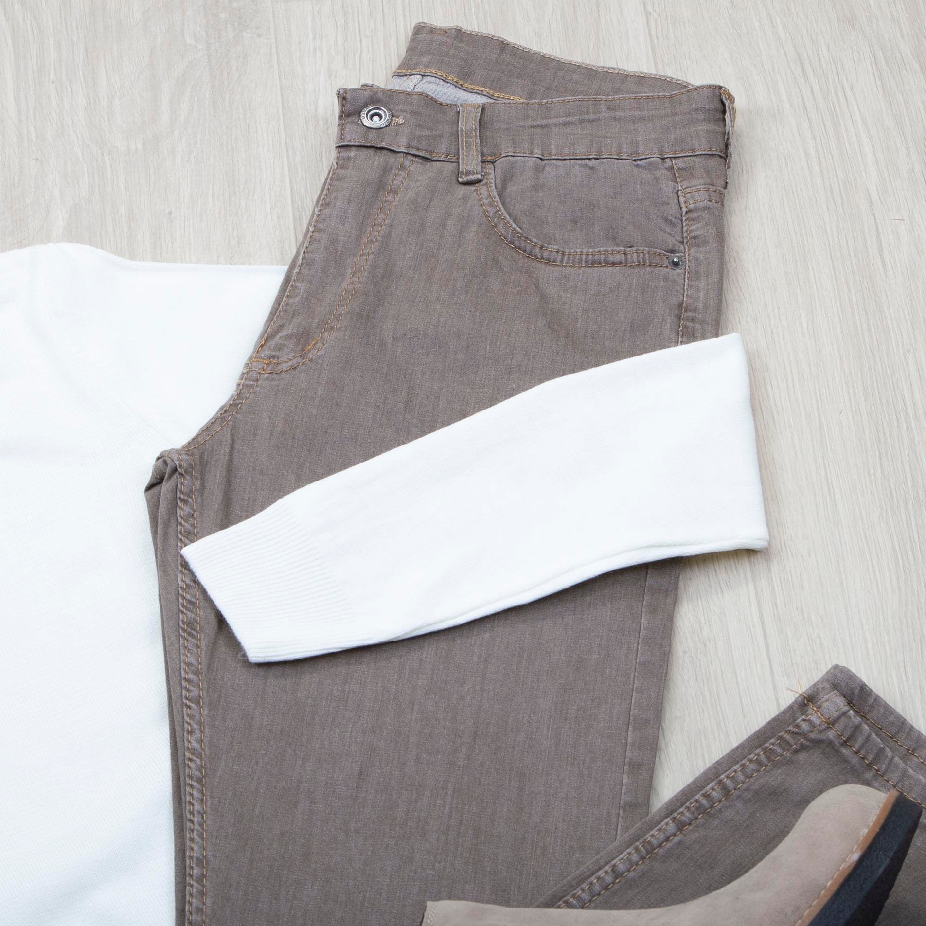 Beyaz Triko Kazak Pantolon Ayakkabı Kombin