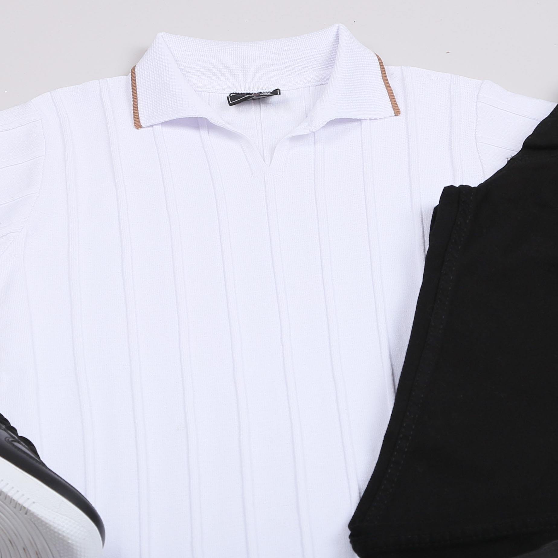 Beyaz Triko Polo Yaka Tişört Pantolon Ayakkabı Kombin