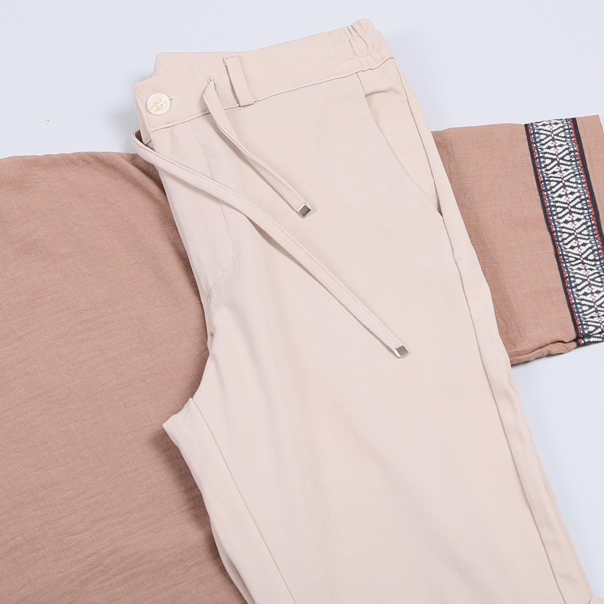 Bohem Taba Oversize Desenli Fakir Kol Tişört Keten Pantolon Ayakkabı Kombin