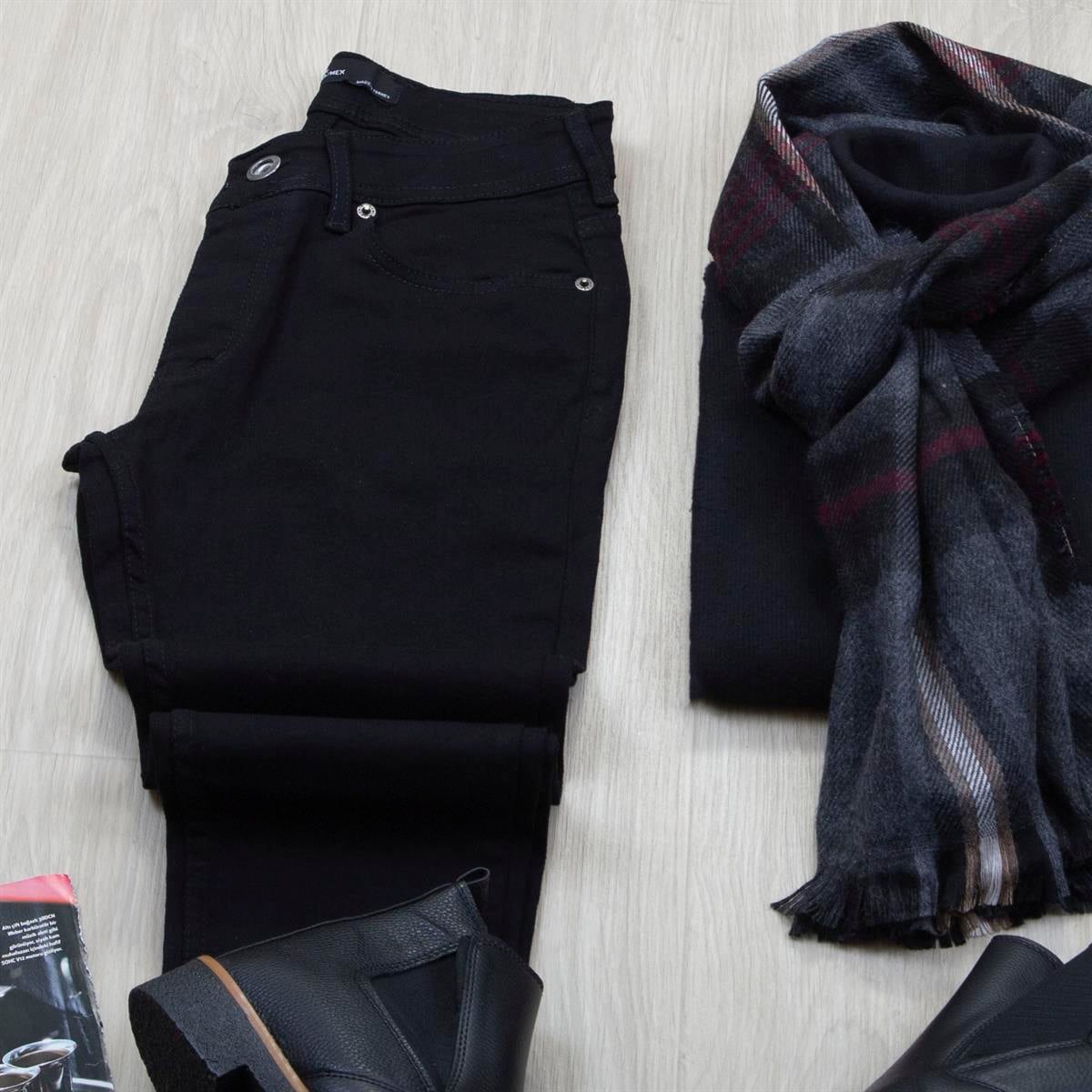 Bordo Blazer Ceket Boğazlı Body Pantolon Bot Kombin