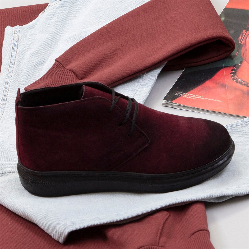 Bordo Kapşonlu Sweat Pantolon Ayakkabı Kombin