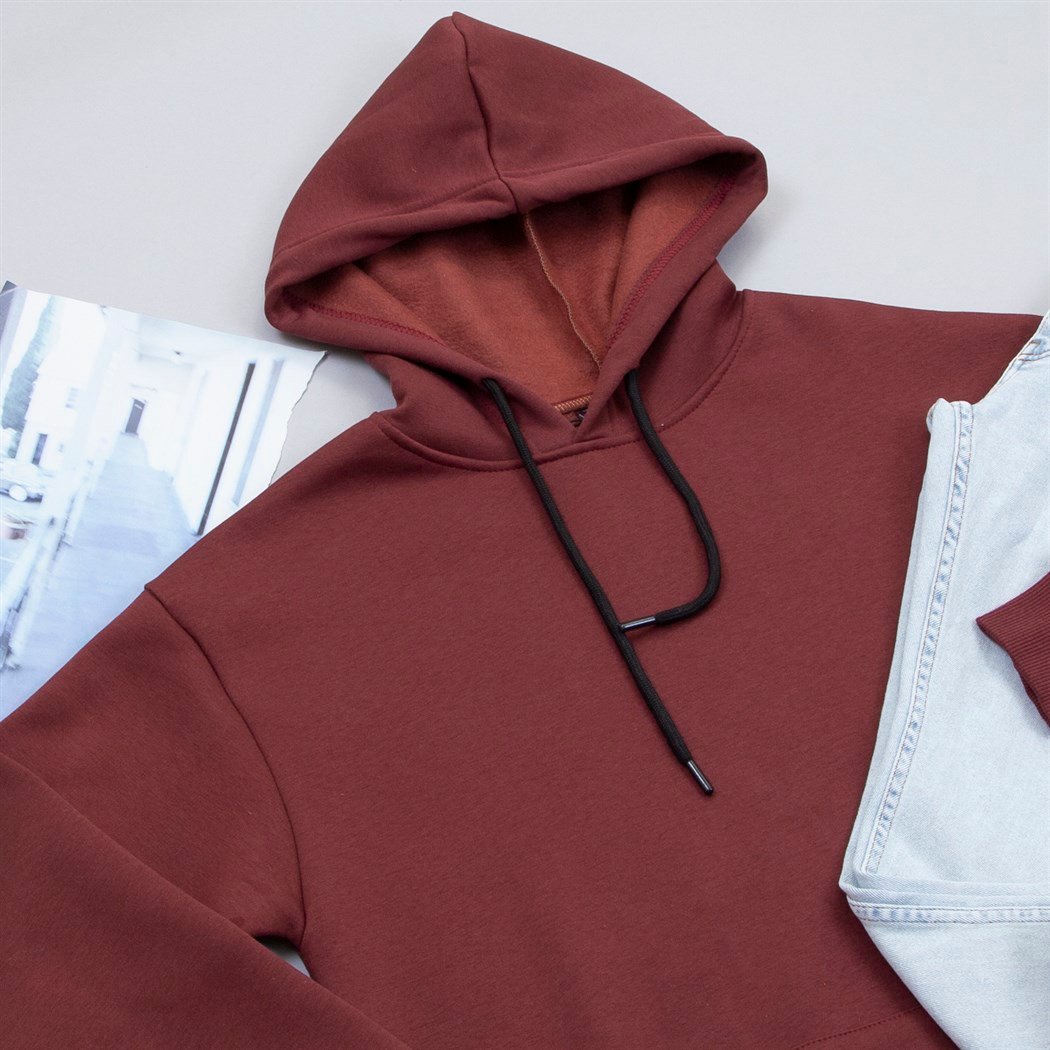 Bordo Kapşonlu Sweat Pantolon Ayakkabı Kombin