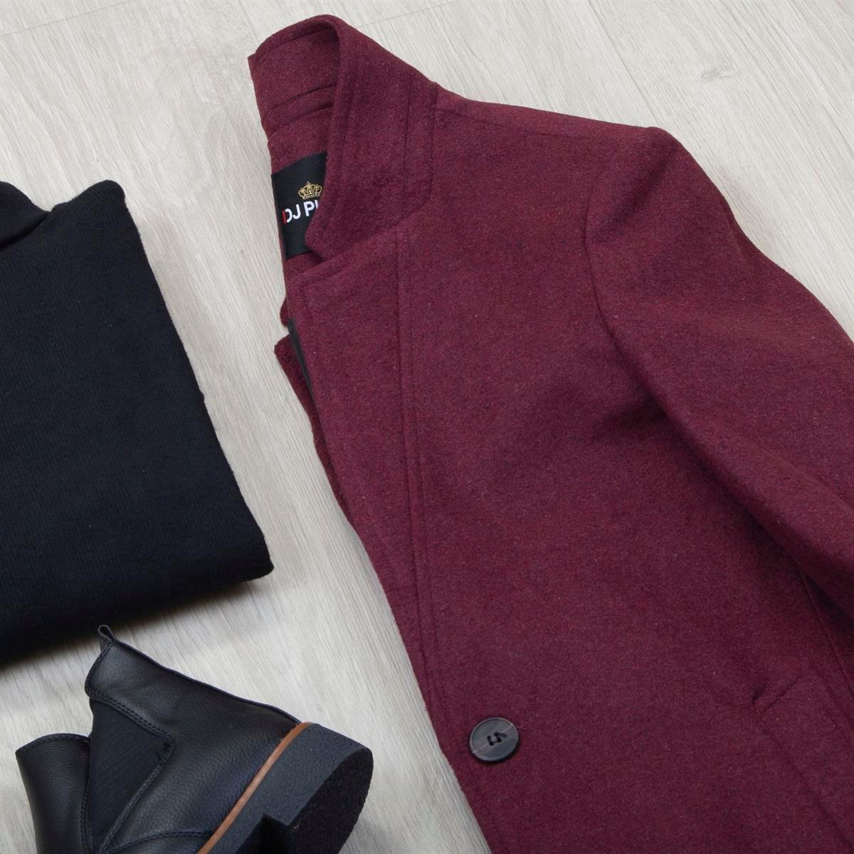 Bordo Kaşe Kaban Boğazlı Body Pantolon Bot Kombin