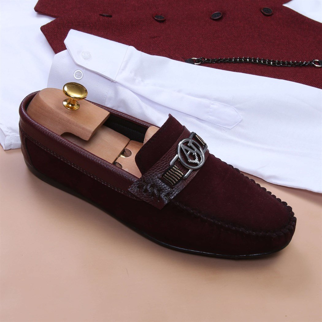 Bordo Yelek Beyaz Gömlek Kumaş Pantolon Klasik Ayakkabı Koımbini 