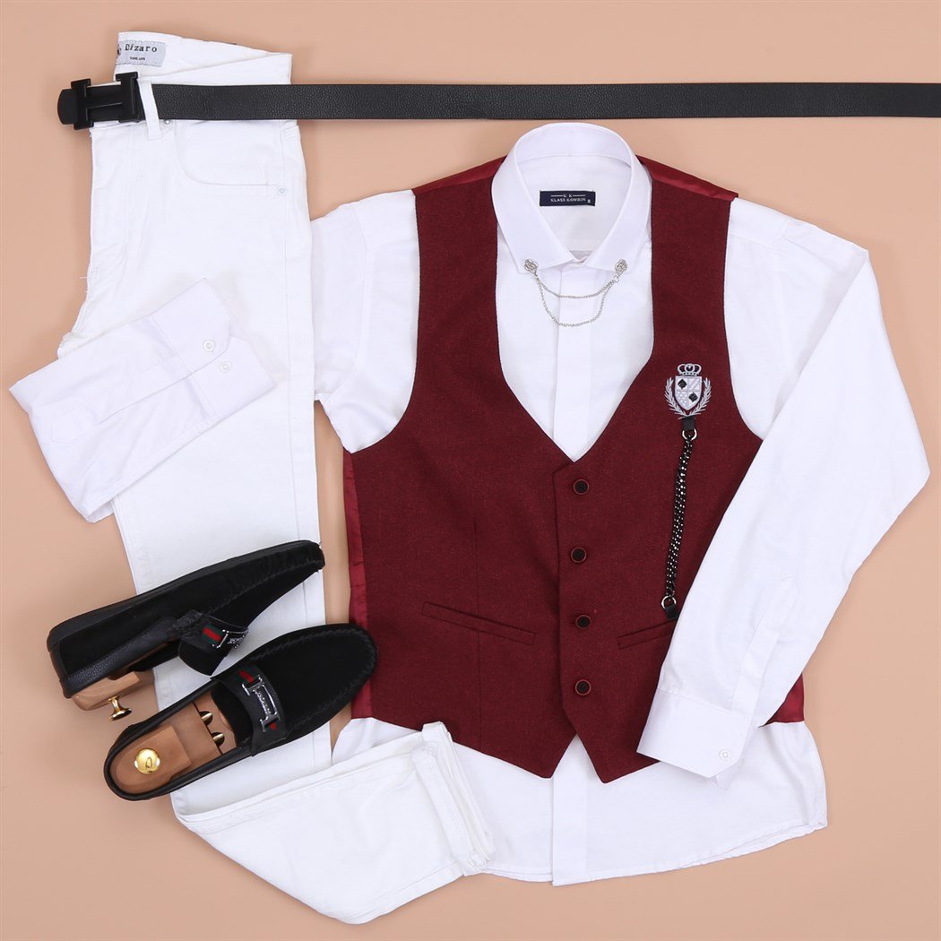 Bordo Yelek Beyaz Pantolon Ayakkabı Kombini
