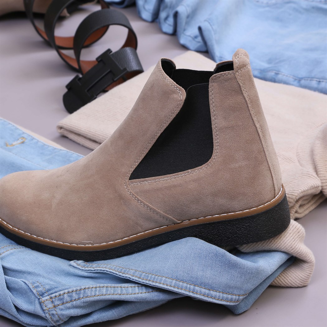 Buz Mavi Jean Takım  Kazak Pantolon Bot Kombin