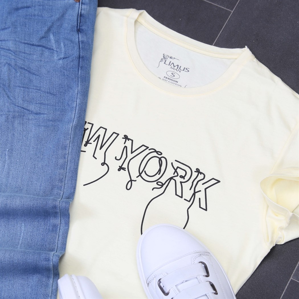 Buz Mavi Kot Pantolon Tshirt Ayakkabı Kombini