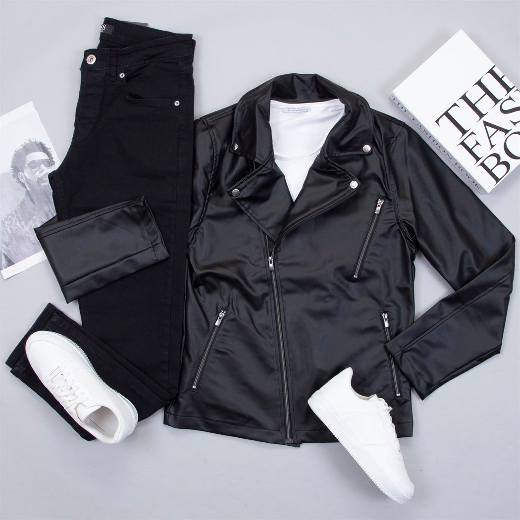 Çapraz Fermuarlı Siyah Deri Ceket Tişört Pantolon Ayakkabı Kombin