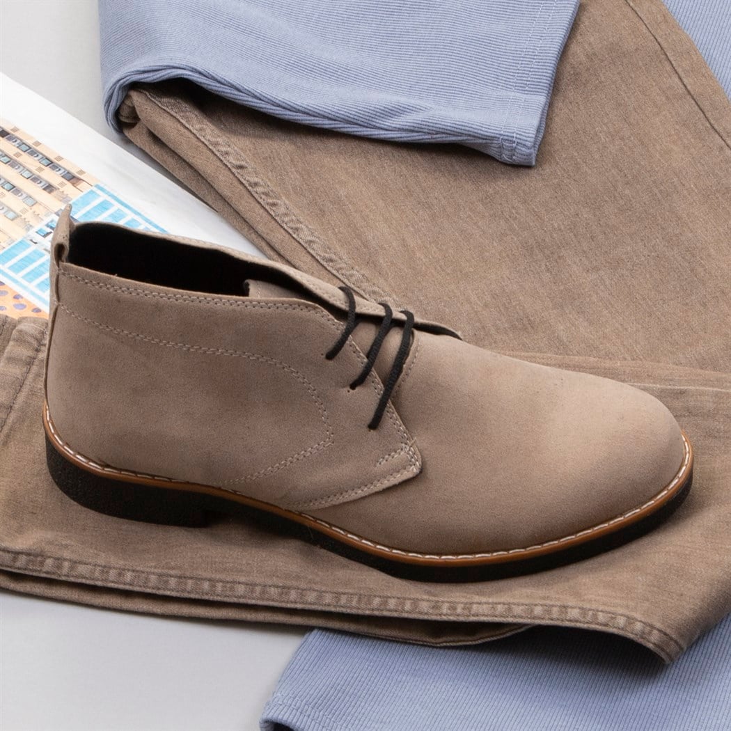 Çelik Mavi Boğazlı Kazak Pantolon Bot Kombin