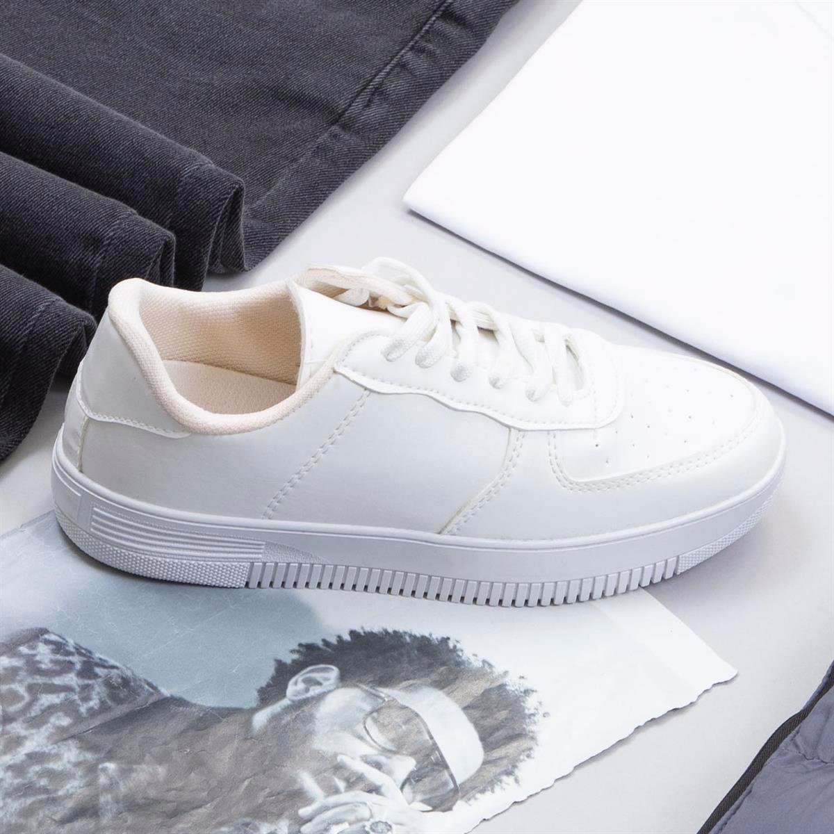 Çıkarılabilir Kapşonlu Füme Şişme Yelek Tişört Pantolon Ayakkabı Kombin