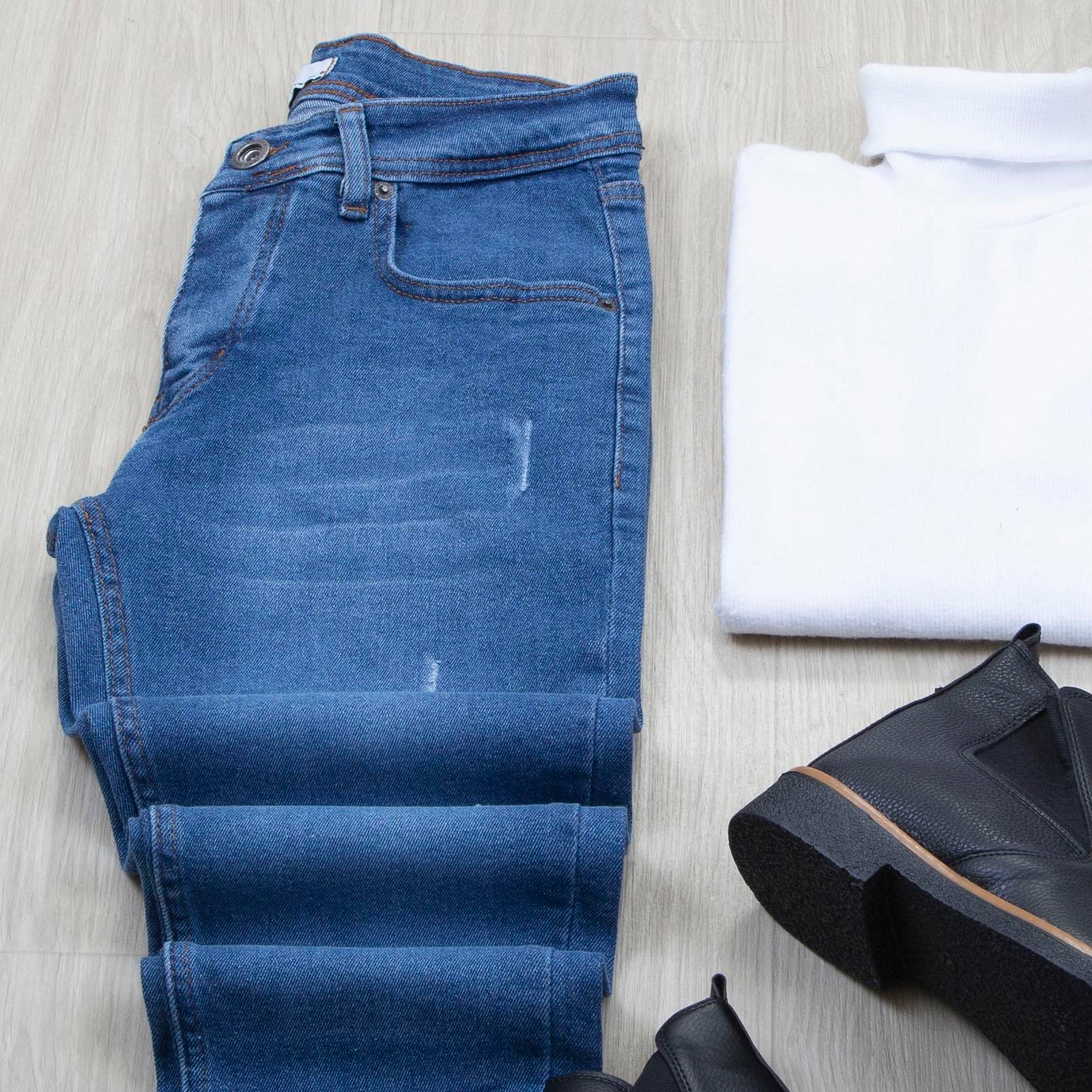 Çıkarılabilir Kapşonlu Gri Şişme Yelek Boğazlı Body Pantolon Bot Kombin