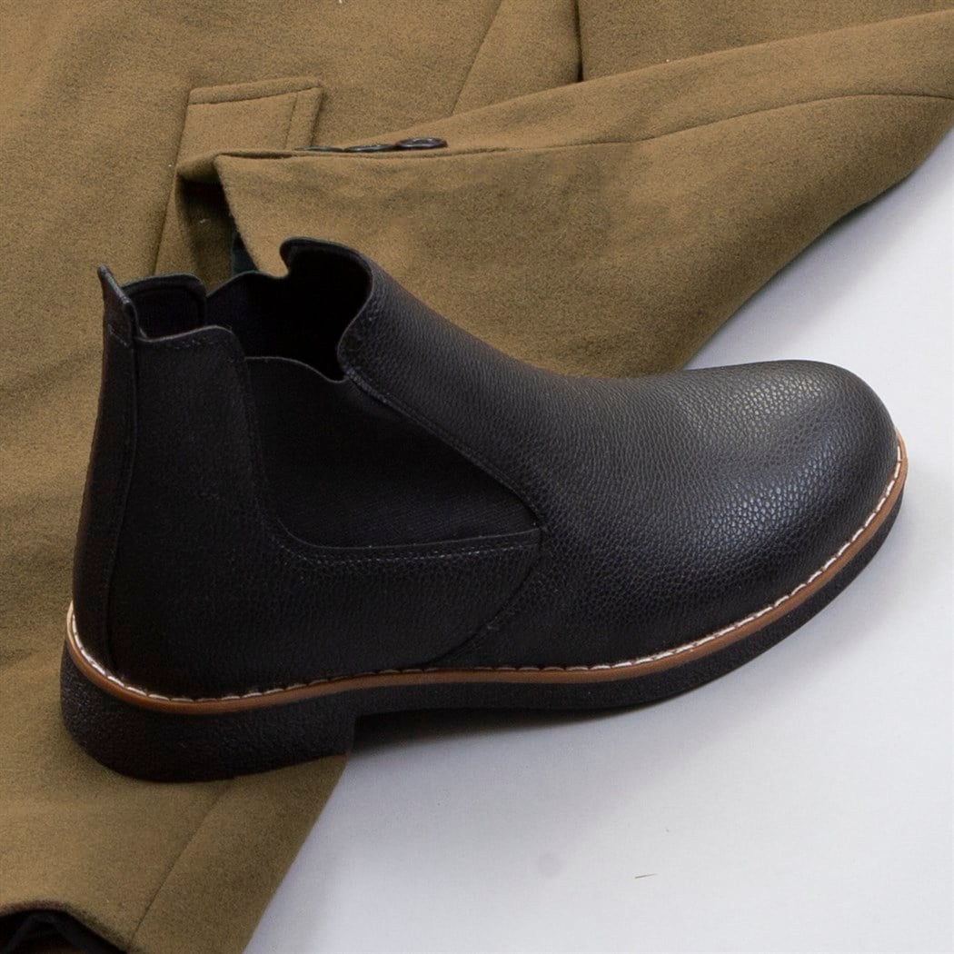 Çıkarılabilir Kapşonlu Kaşe Kaban Boğazlı Kazak Pantolon Bot Kombin