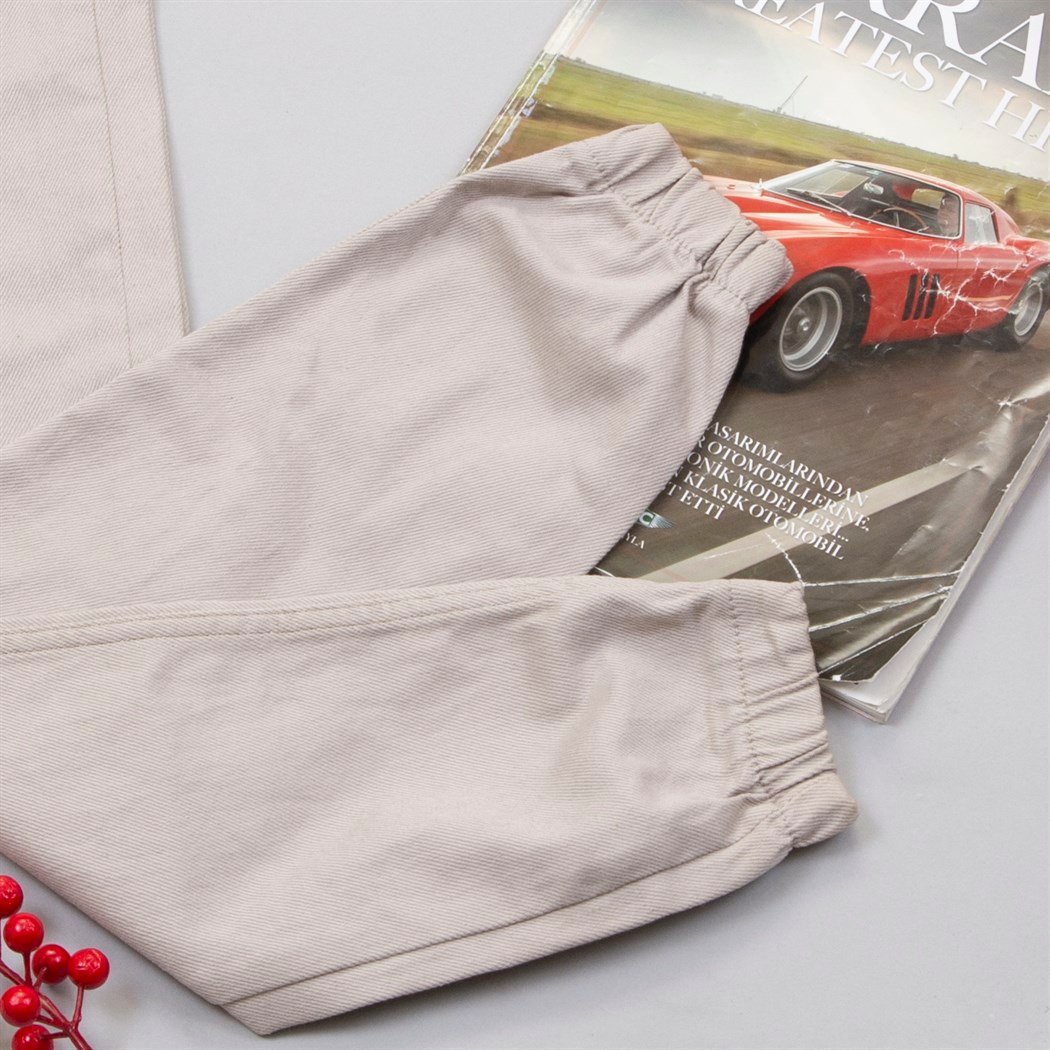 Çıkarılabilir Kapşonlu Kırmızı Şişme Yelek Tişört Paça Lastikli Pantolon Kombin