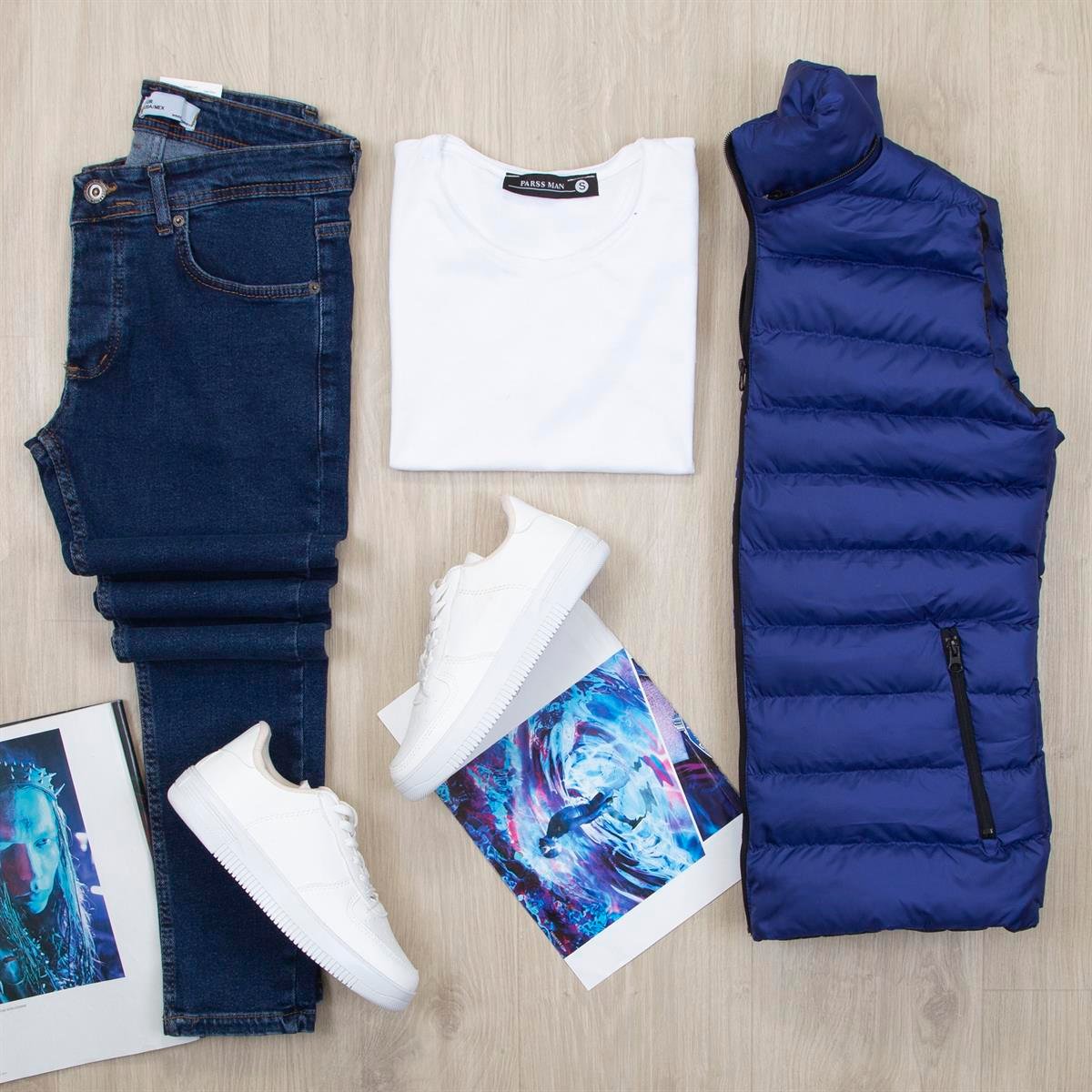 Çıkarılabilir Kapşonlu Lacivert Şişme Yelek Tişört Pantolon Ayakkabı Kombin