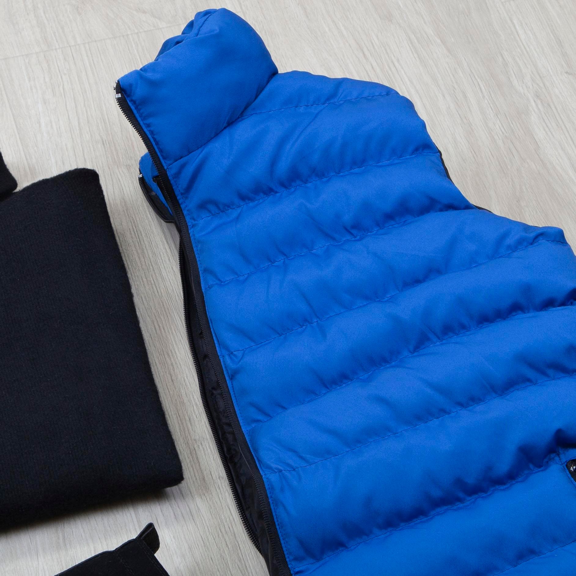 Çıkarılabilir Kapşonlu Mavi Şişme Yelek Boğazlı Body Pantolon Bot Kombin