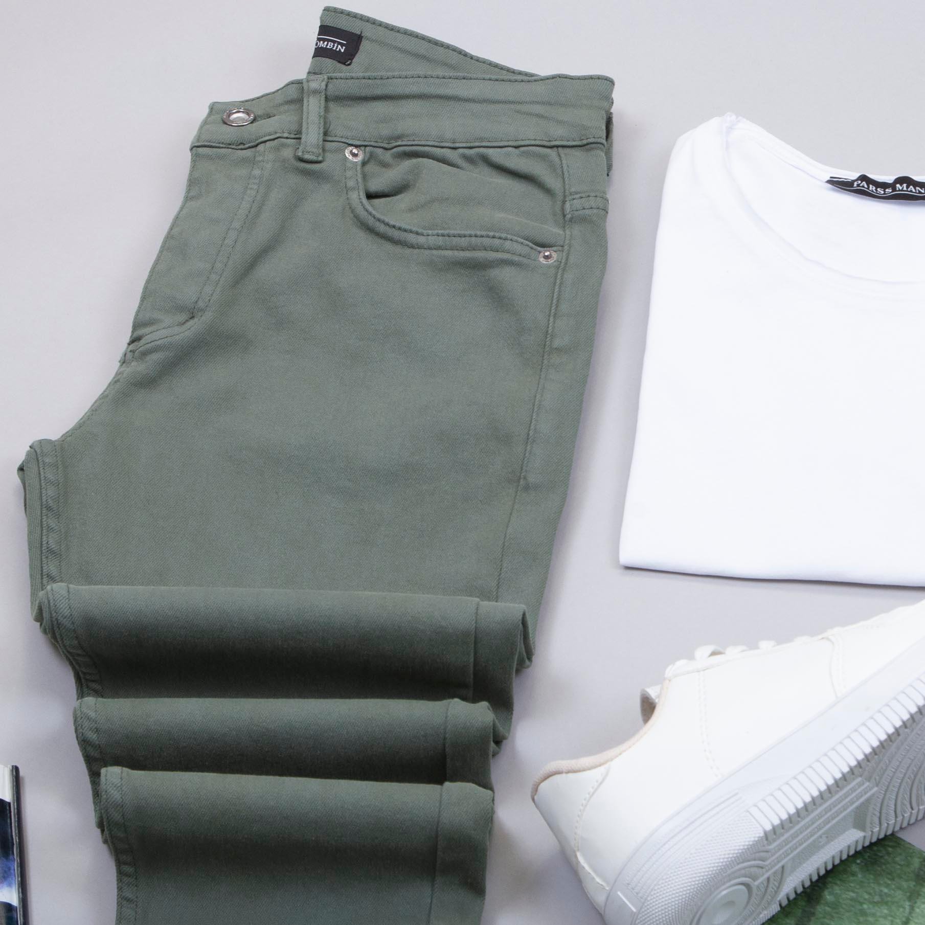 Çıkarılabilir Kapşonlu Şişme Yelek Tişört Pantolon Ayakkabı Kombin