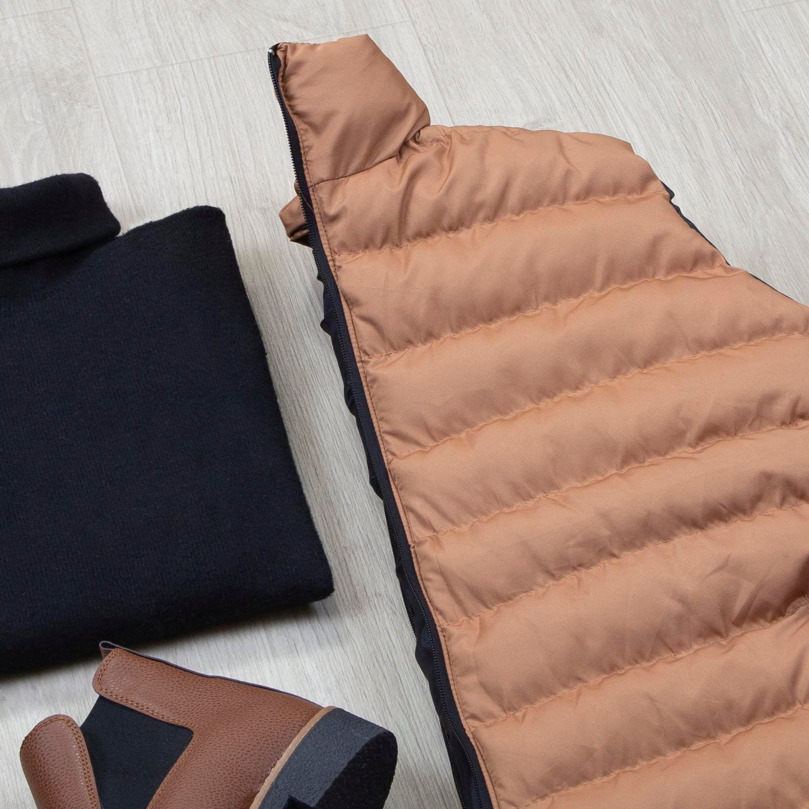 Çıkarılabilir Kapşonlu Taba Şişme Yelek Boğazlı Body Pantolon Bot Kombin