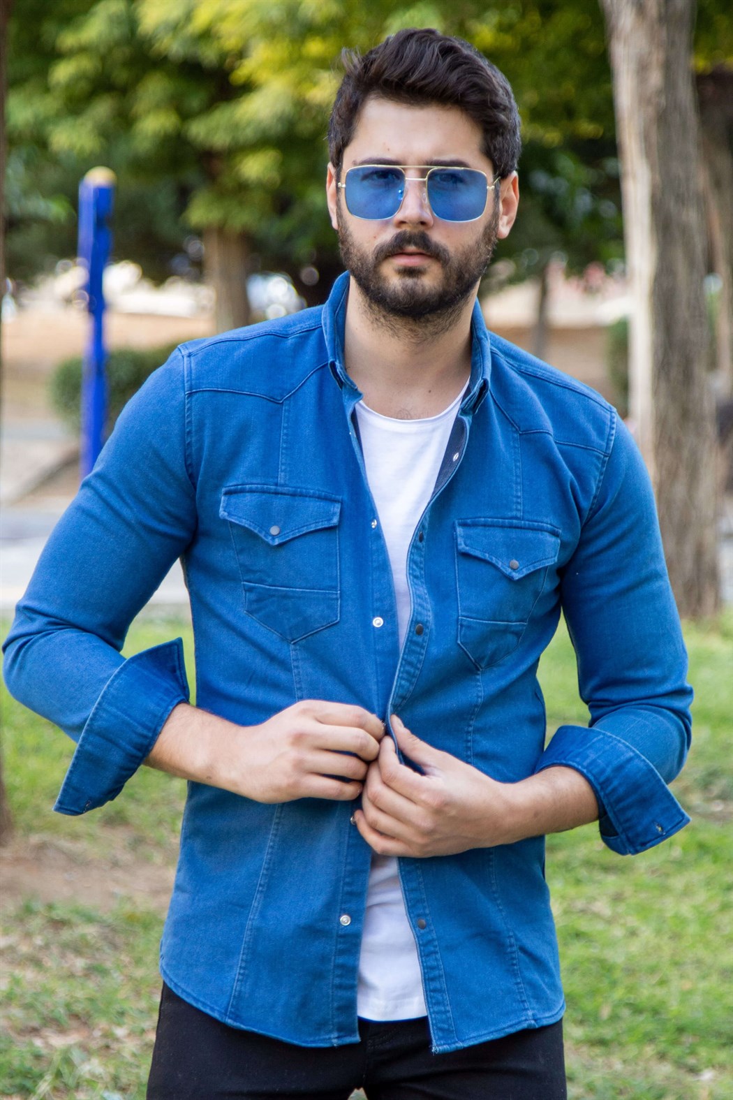 Çıtçıtlı mavi spor kot gömlek